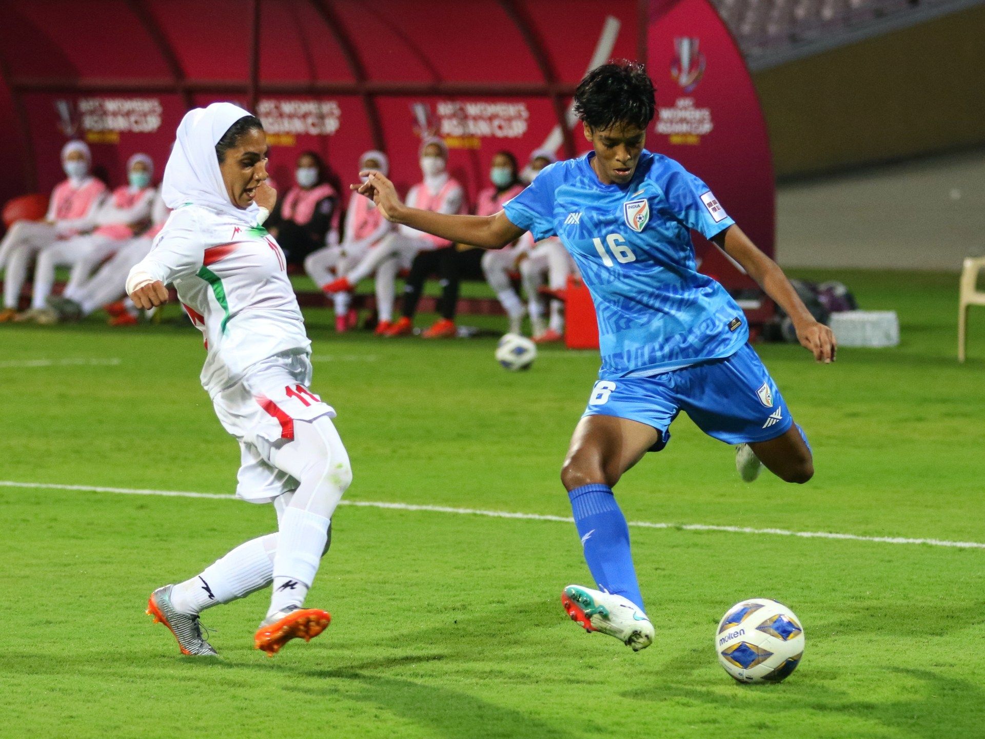 1920x1440 Manisha Kalyan: First Indian footballer in UEFA Champions League