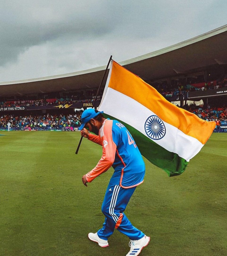 962x1087 Tendulkar leads sporting fraternity's wishes on India's 79th Independence Day: From cricket icons to Olympians, athletes across share messages on social media