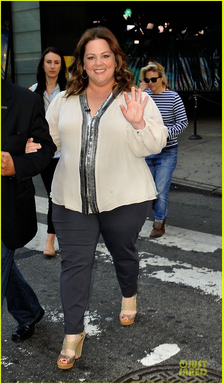 711x1222 Melissa McCarthy: 'The Heat' NYC Promotion! : Photo 2897826. Melissa McCarthy Photo. Just Jared: Entertainment News