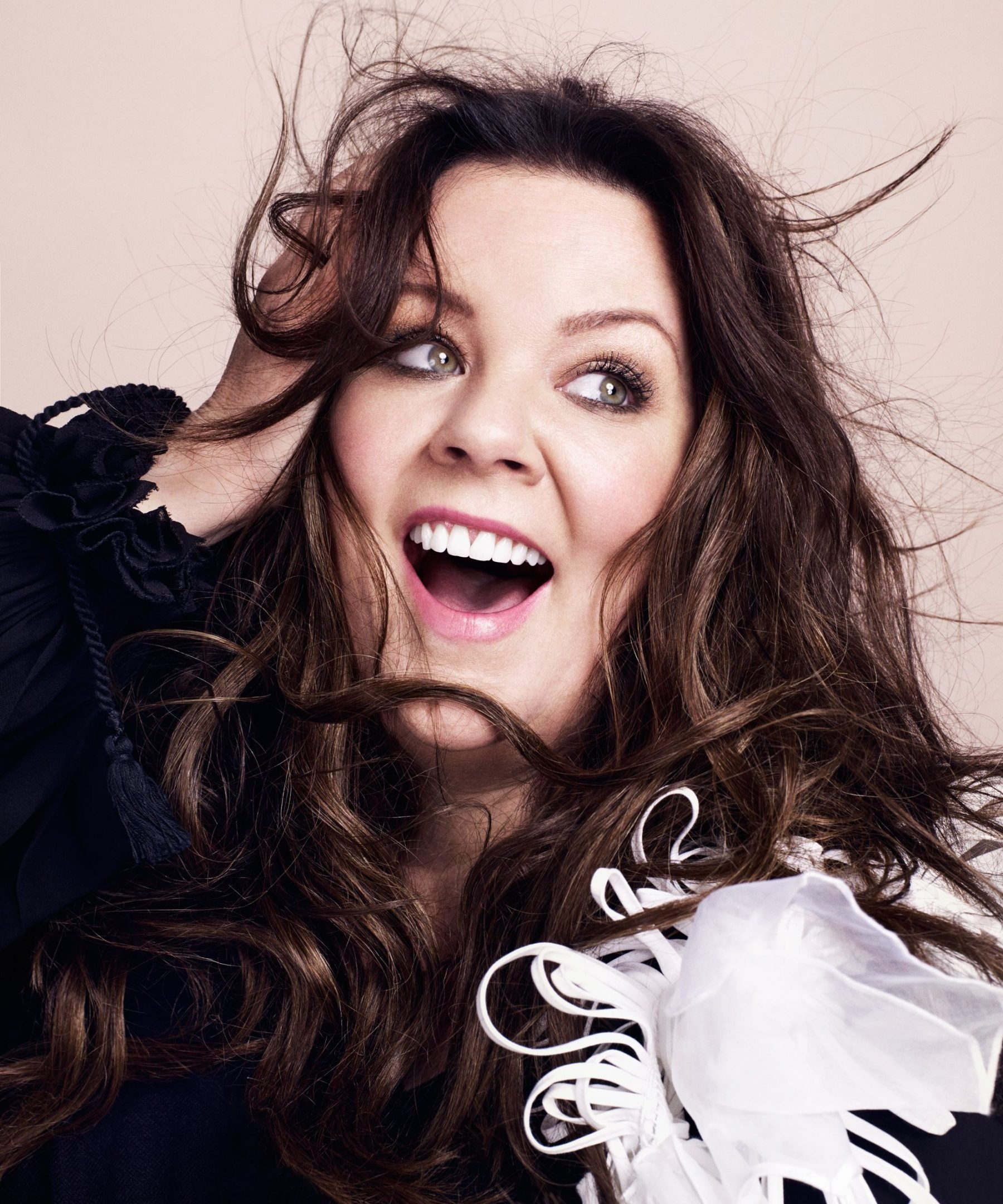 1800x2160 Melissa McCarthy (Spy) Wallpaper