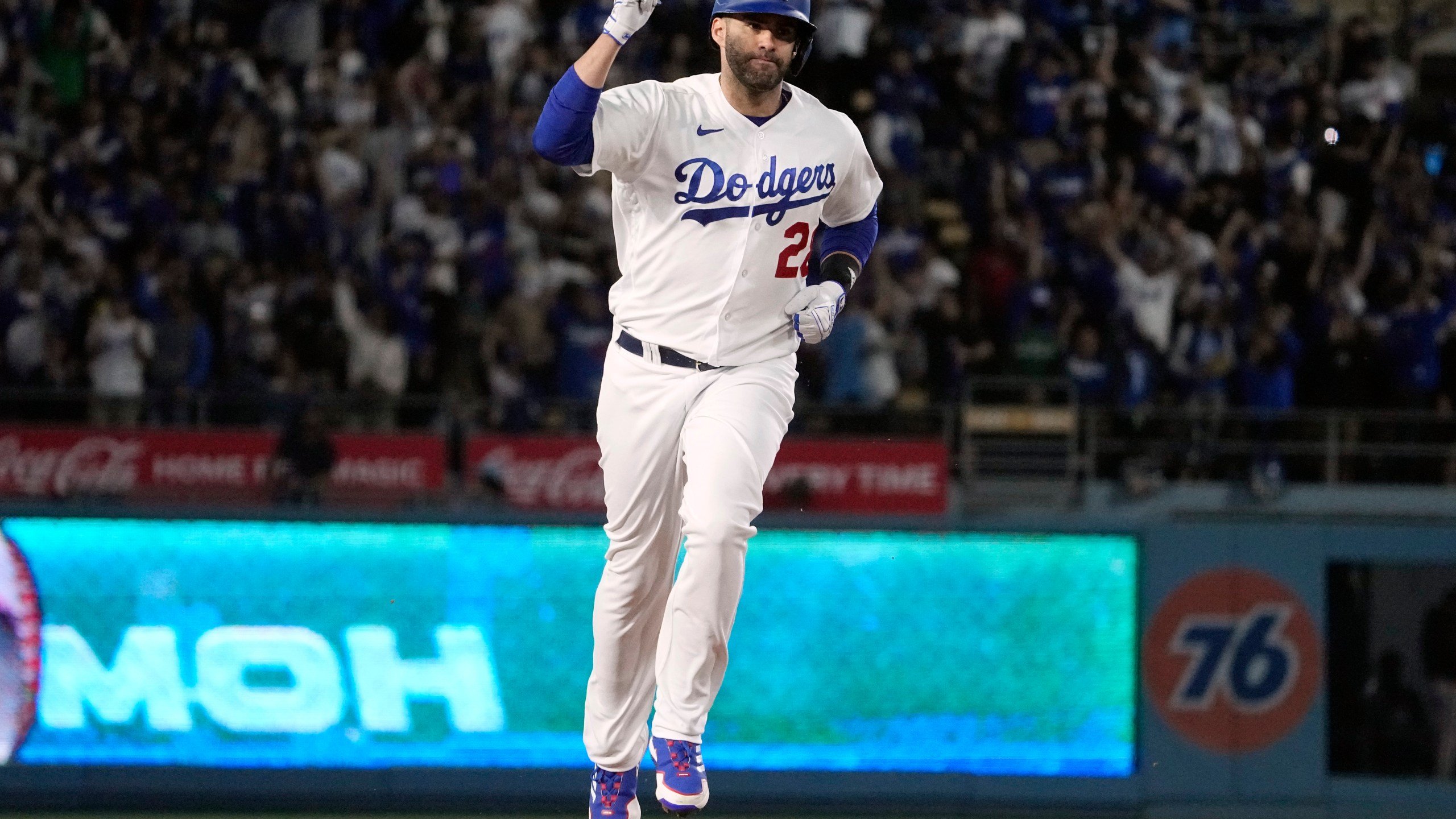 2560x1440 The Dodgers' bats have gone cold in the postseason. Now they're facing playoff elimination