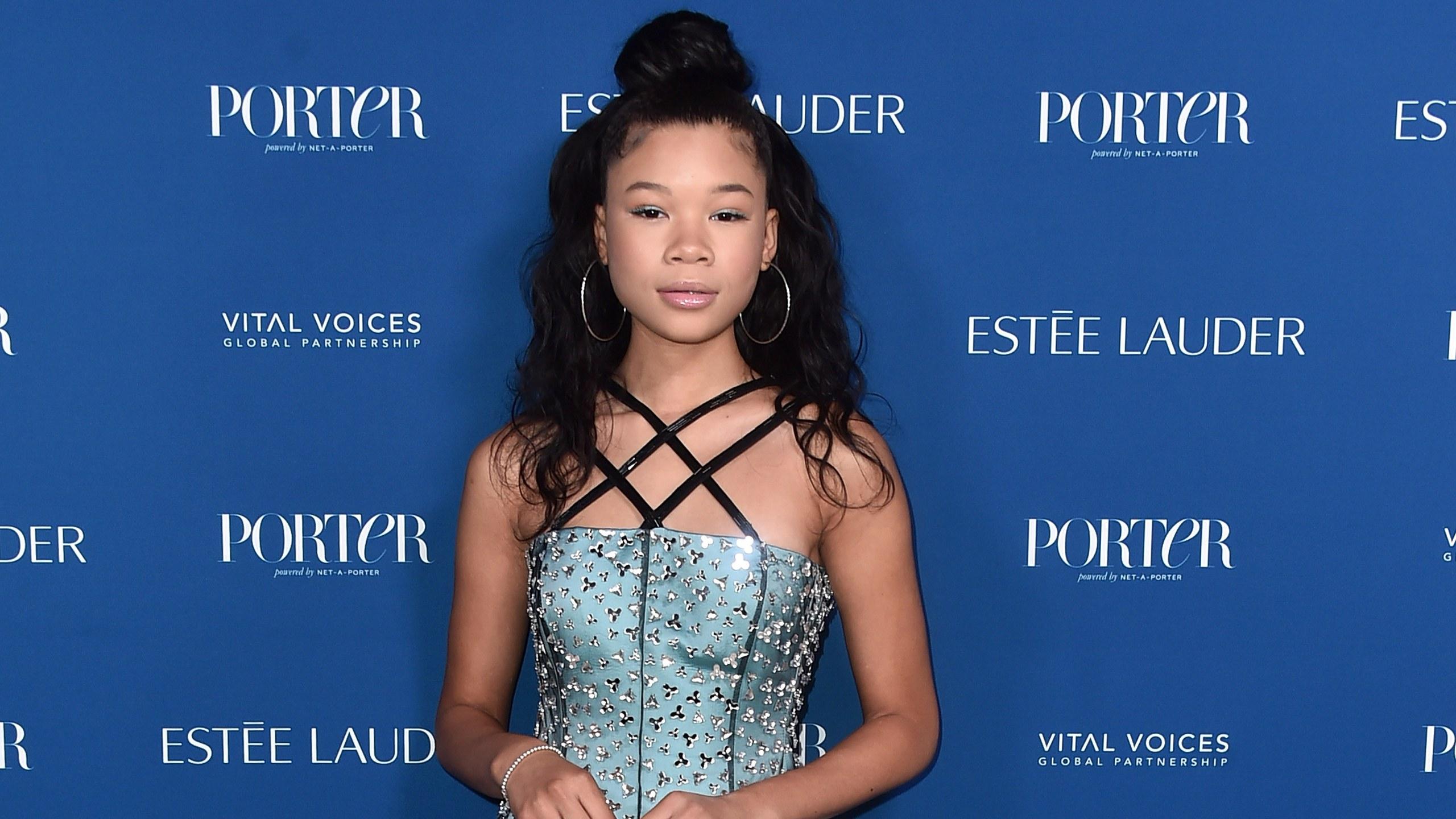 2560x1440 Storm Reid Wallpaper