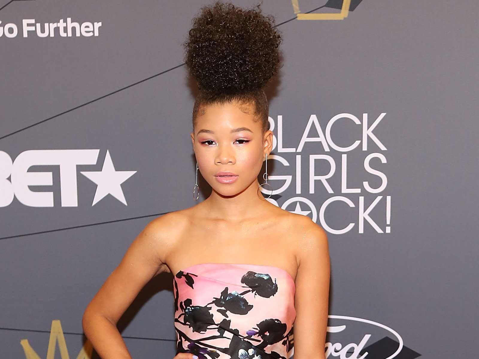 1600x1200 Storm Reid Wallpaper
