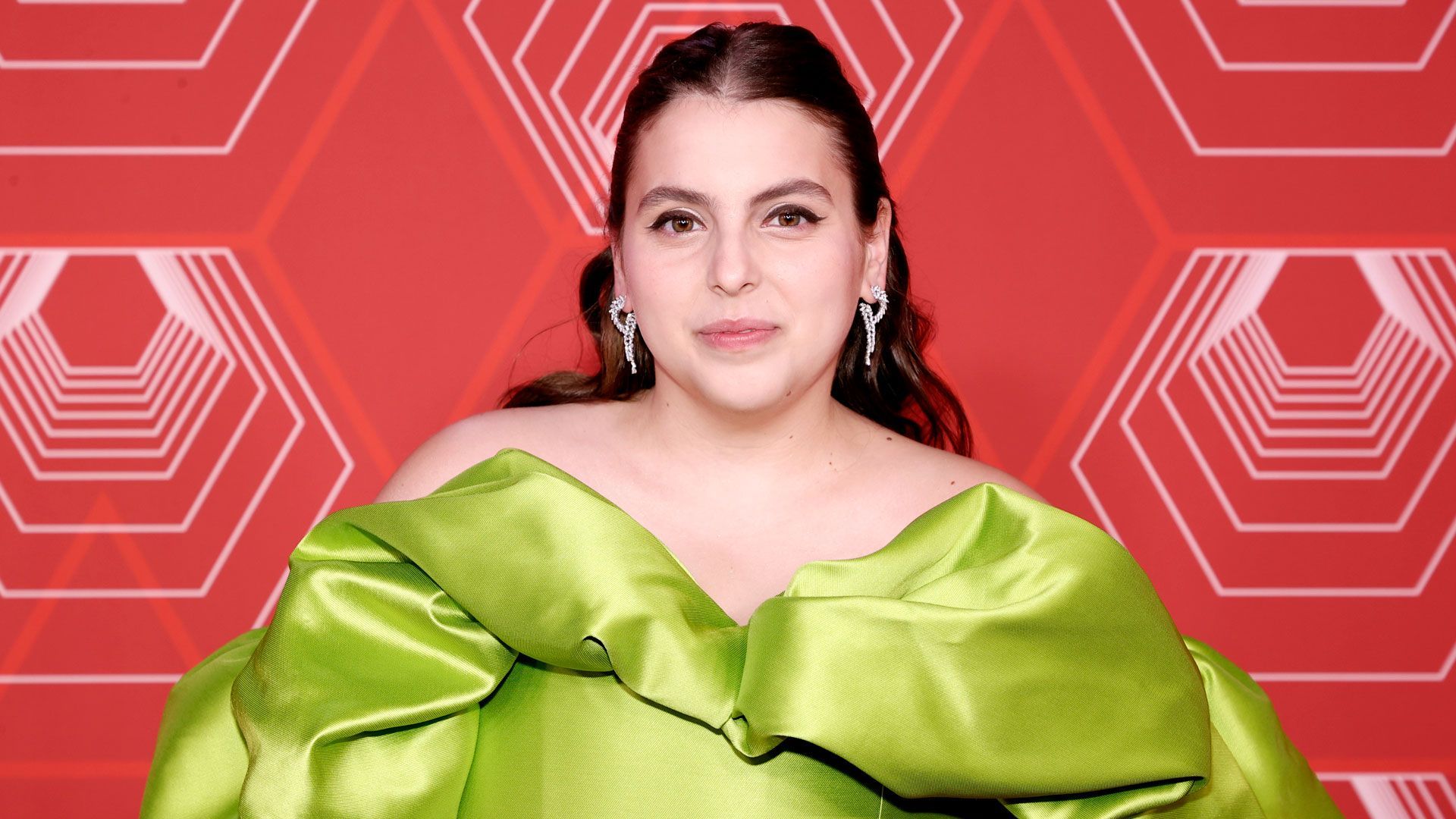 1920x1080 Beanie Feldstein Really