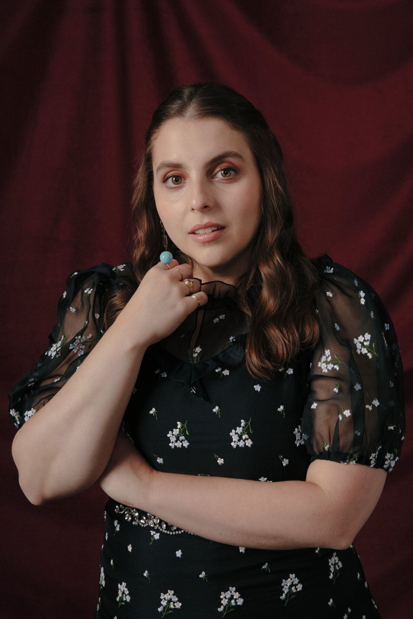 1366x2048 As Monica Lewinsky in 'Impeachment, ' Beanie Feldstein Feels It All