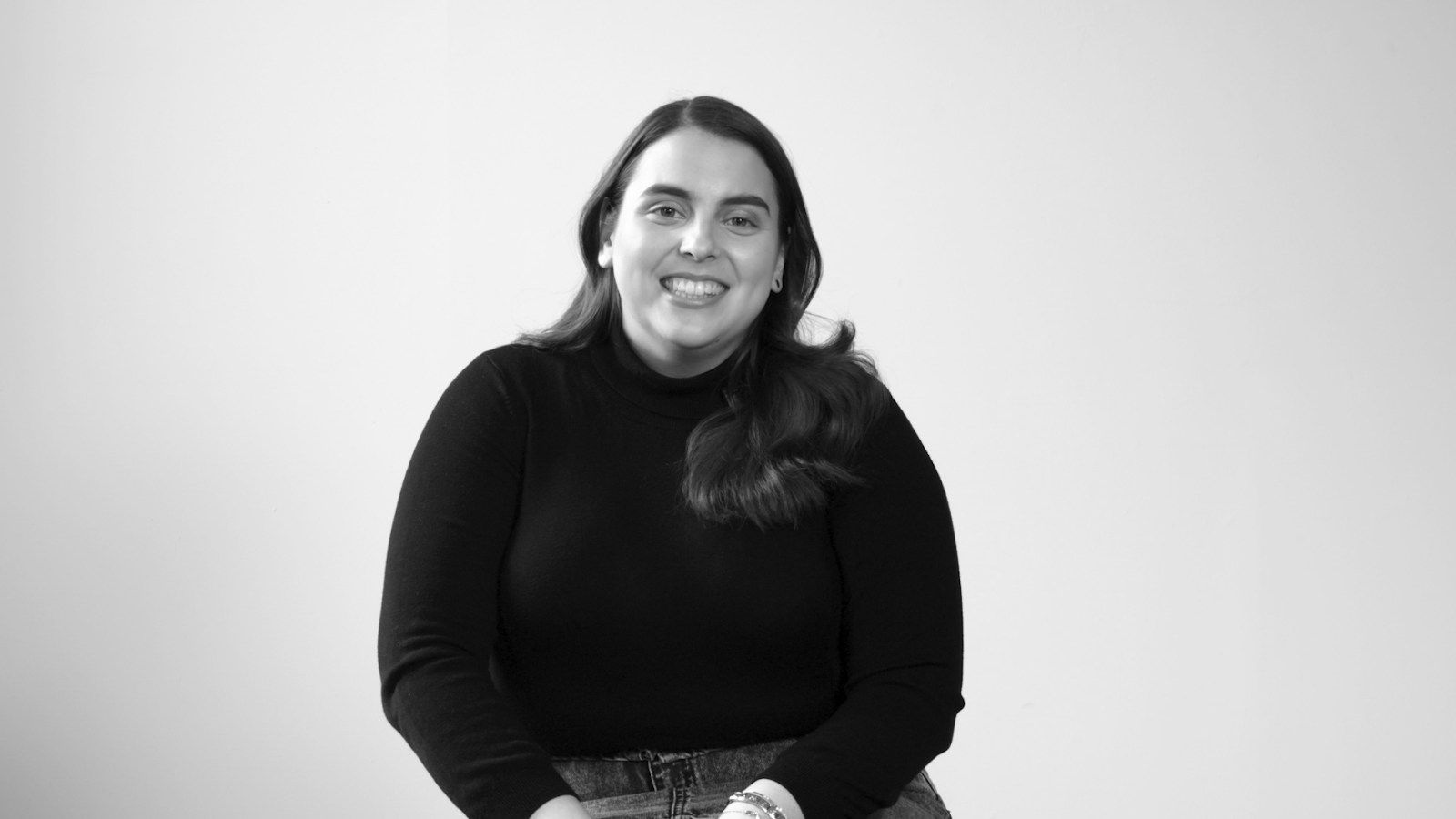 1600x900 The First Time With Beanie Feldstein