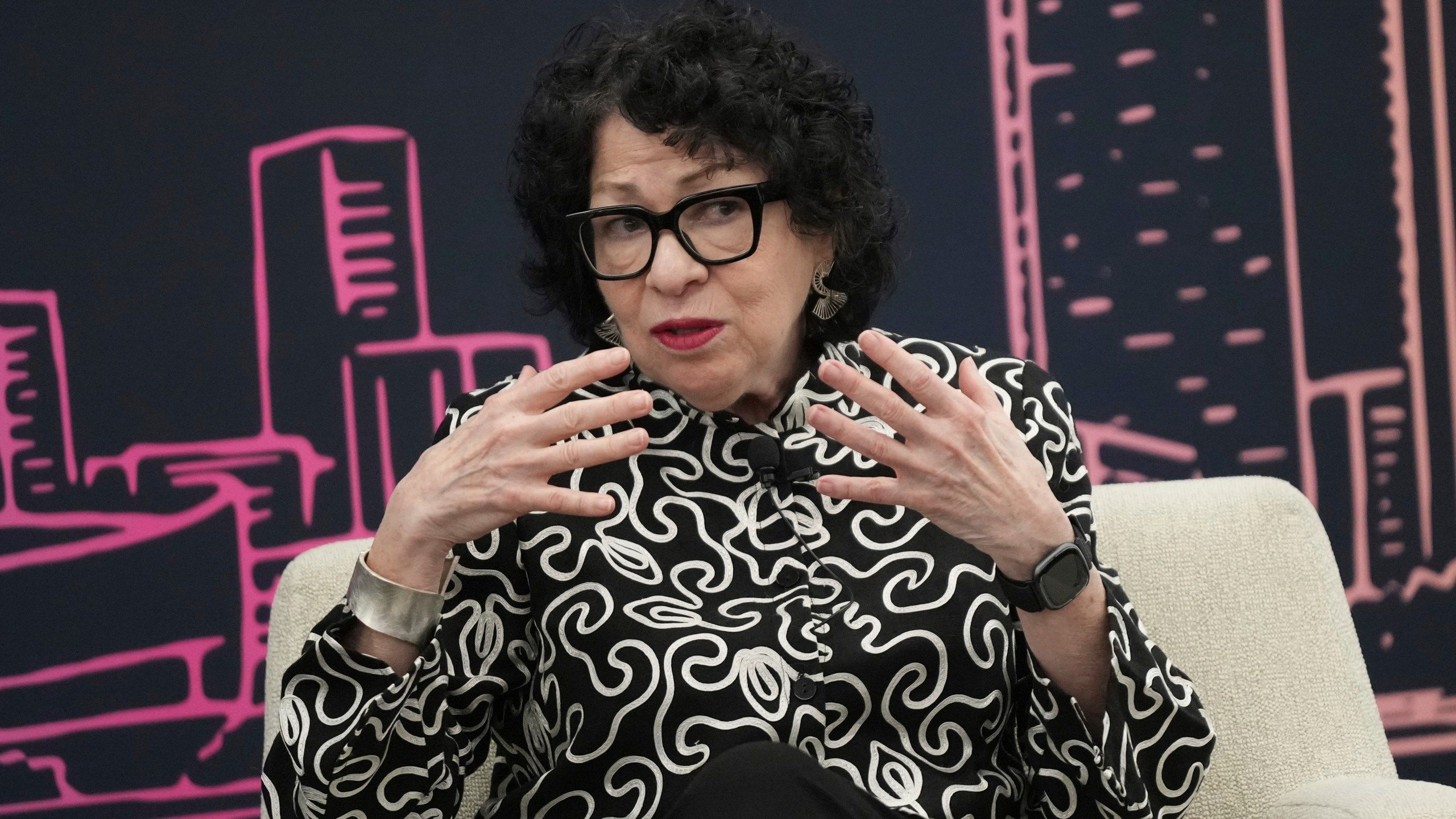 2560x1440 Sotomayor says presidents have largely followed rule of law, offers words of caution. FOX 5 San Diego & KUSI News
