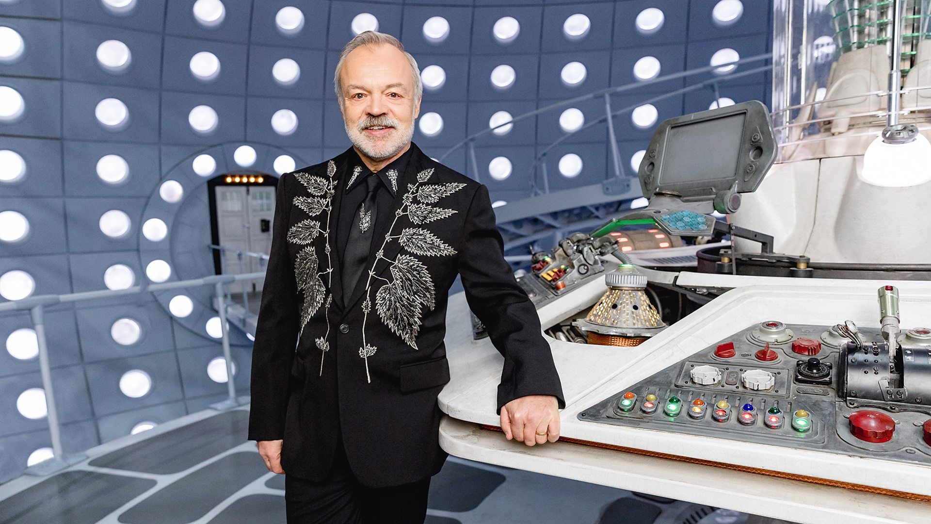 1920x1080 Graham Norton set for Doctor Who season two appearance