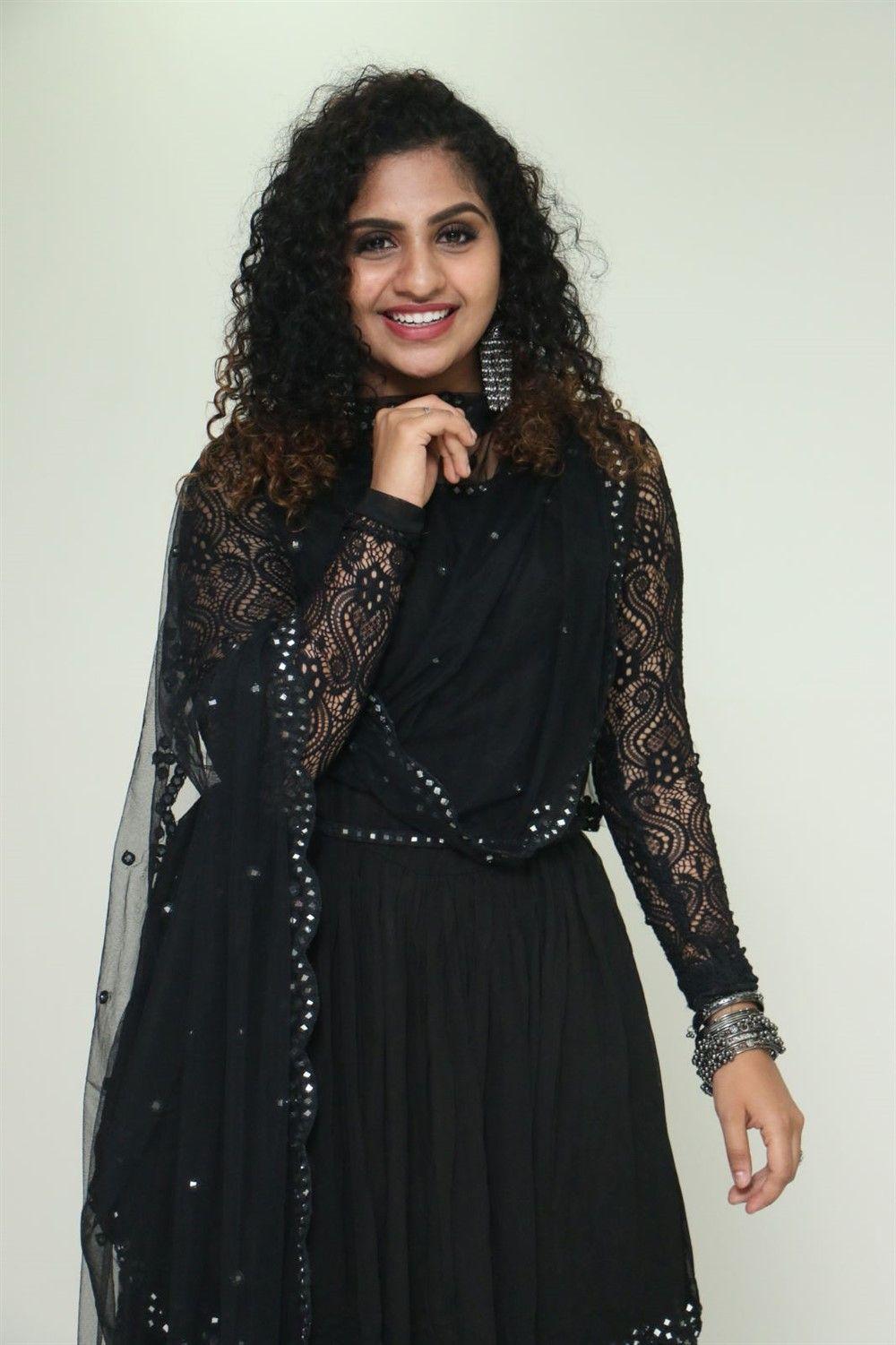 1000x1501 Noorin Shereef Image. Download Telugu Actress HD Photo, Stills