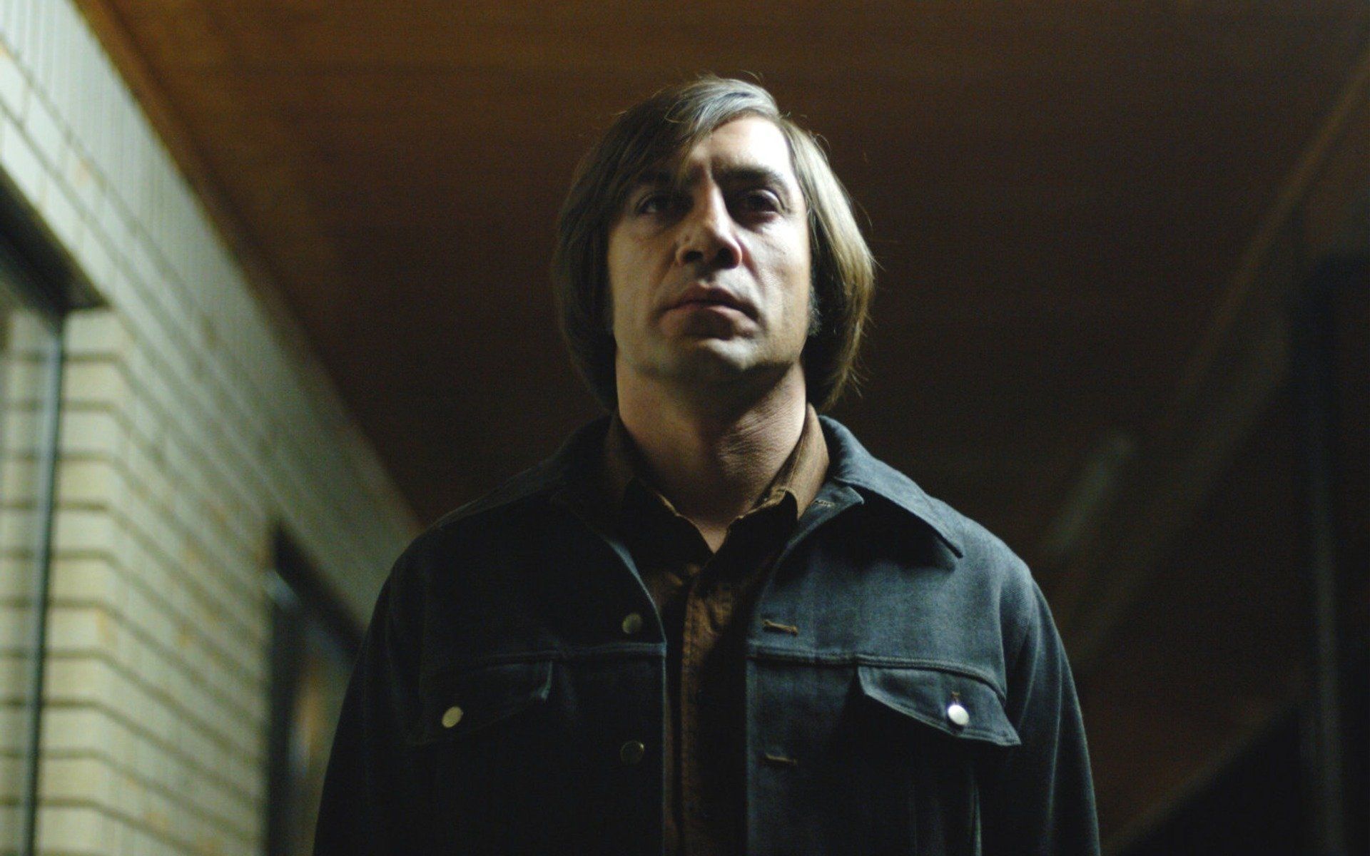 1920x1200 Anton Chigurh Wallpaper