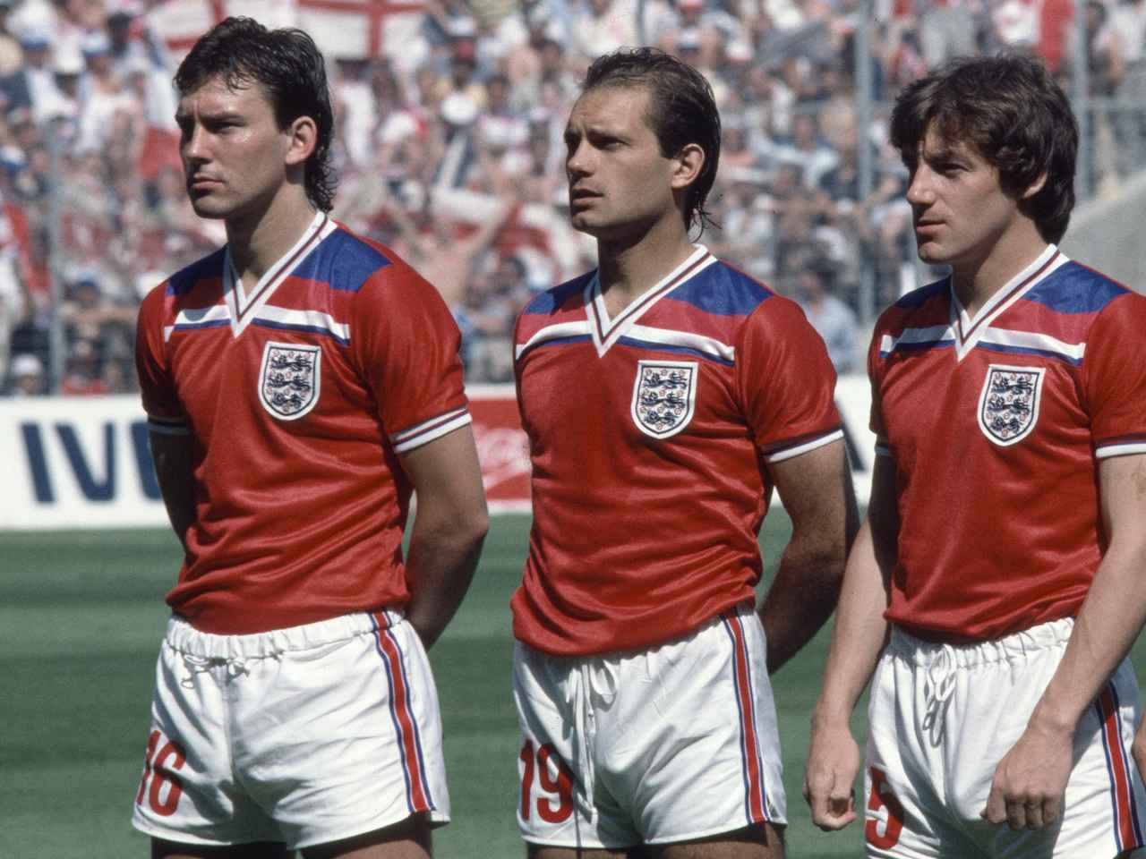 1280x960 Why did Bryan Robson wear the no.7 shirt at Man United?