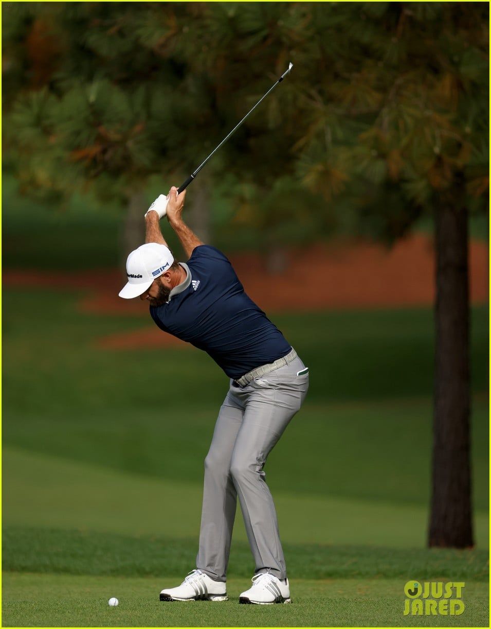 955x1222 Golfer Dustin Johnson Gets Fiancee Paulina Gretzky's Support at The Masters Photo: Photo 4500335. Dustin Johnson, Paulina Gretzky Photo. Just Jared: Entertainment News