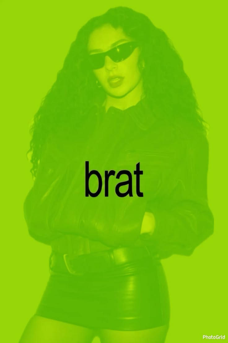 736x1104 Charli XCX Wallpaper
