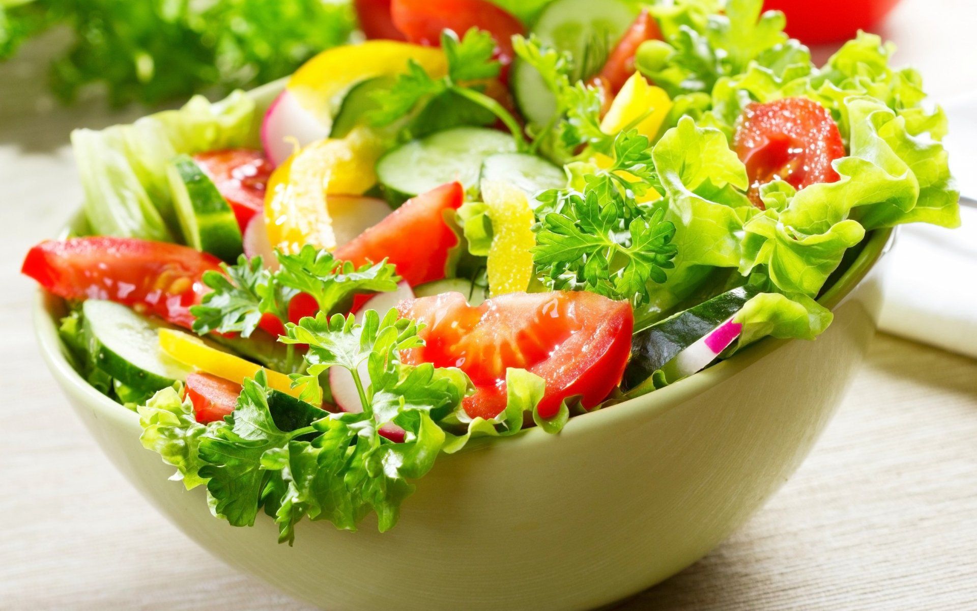 1920x1200 Fresh & Vibrant Salad HD Wallpaper
