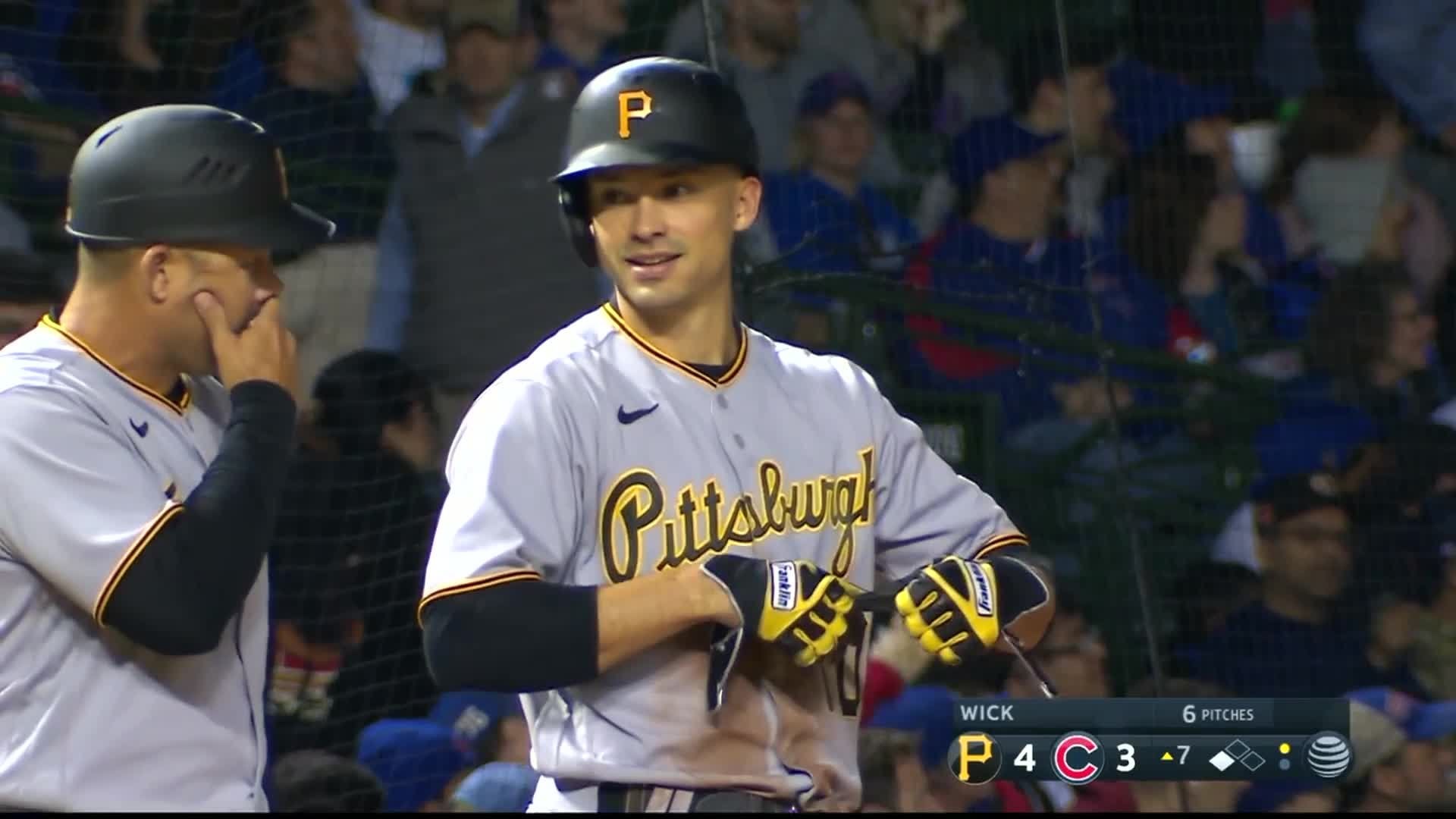 1920x1080 Bryan Reynolds doesn’t stop running and stretches a bloop down the third base line into a triple