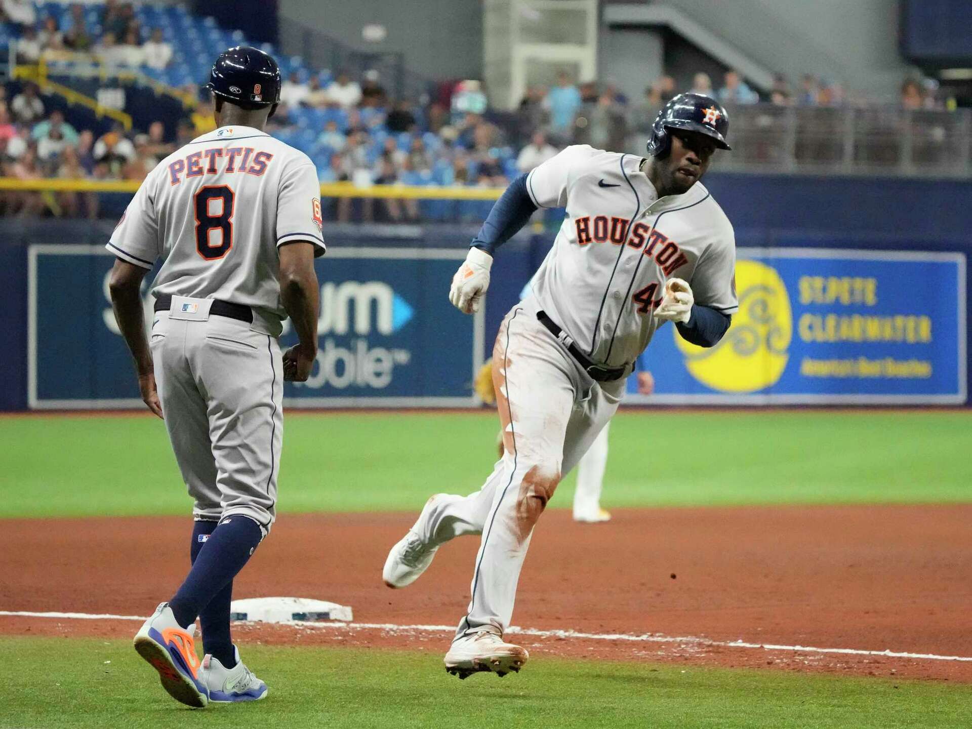 1920x1440 Houston Astros: Yordan Alvarez sits, but rest of Astros' regulars in lineup