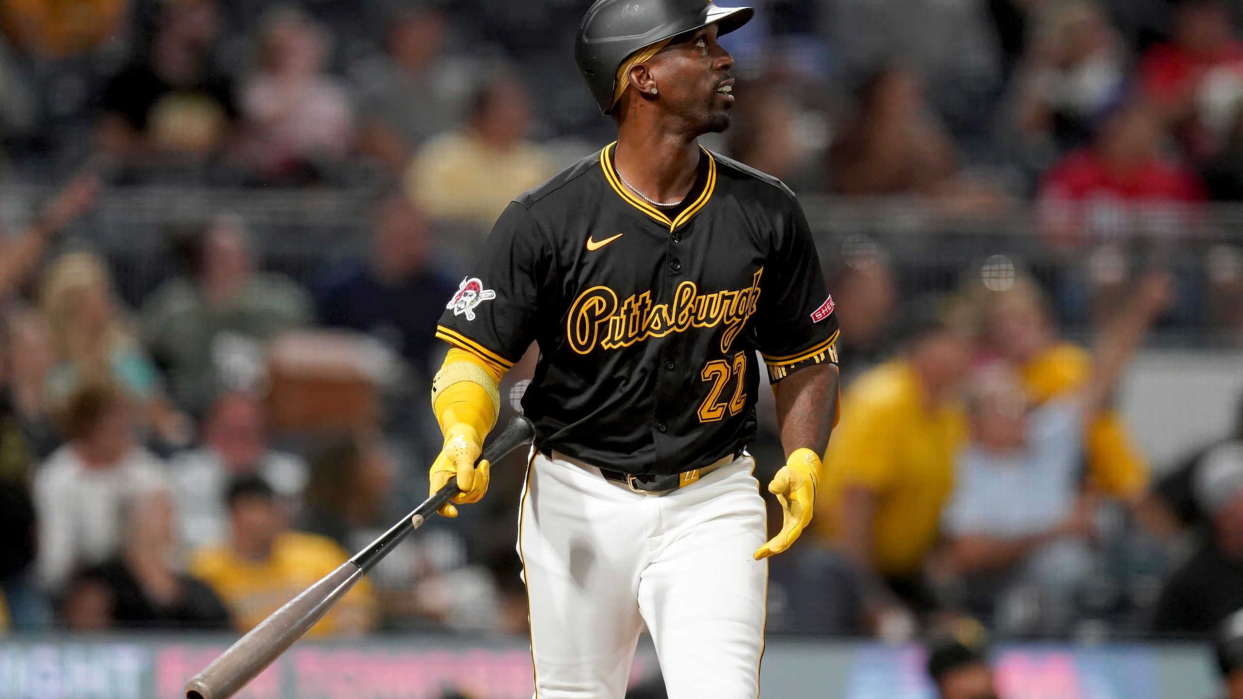 2560x1440 Andrew McCutchen, Confident He Can Be Difference Maker, Returns To Pirates On $5M, 1 Year Deal