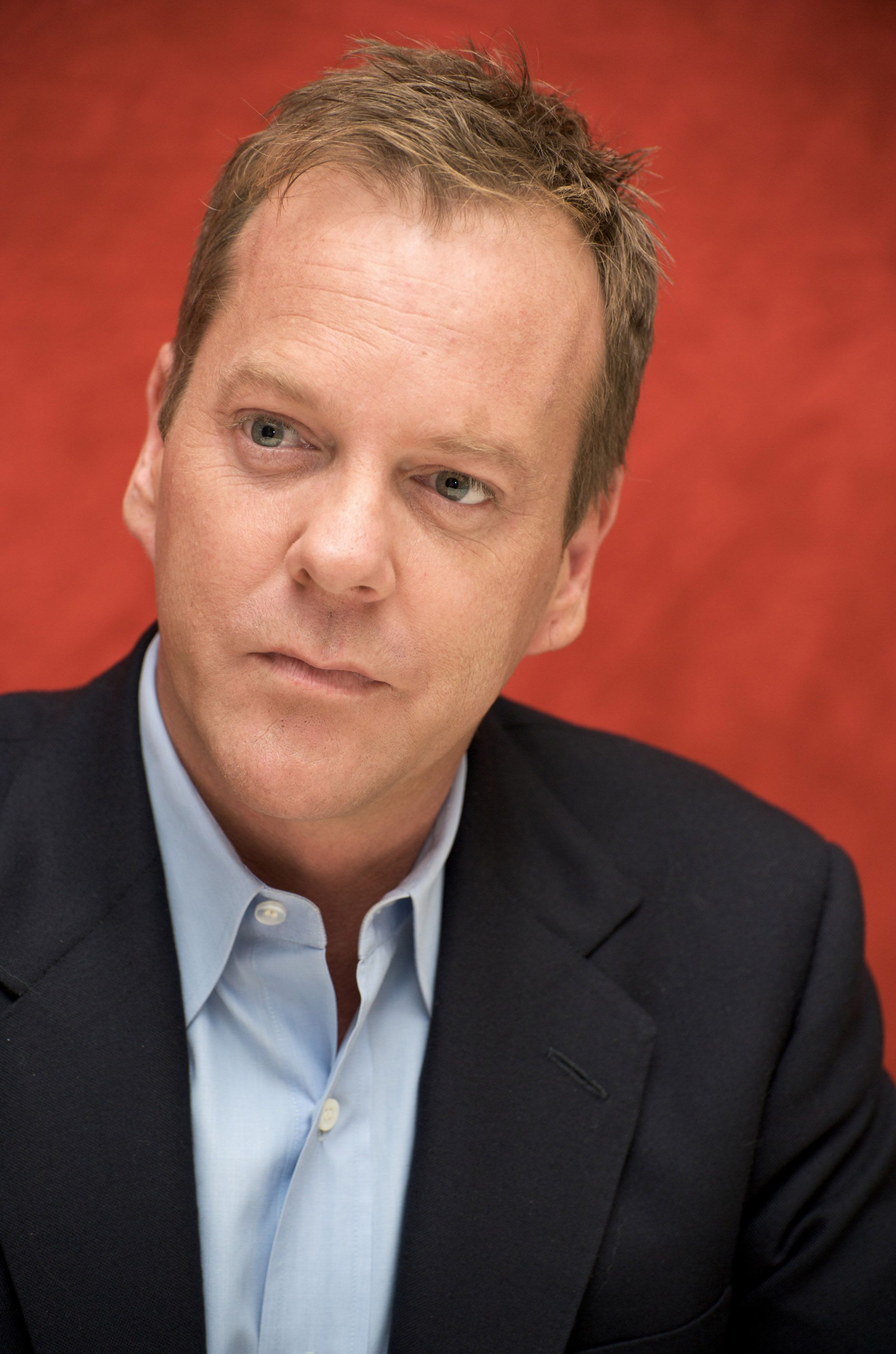 1986x3000 24: Redemption Press Conference with Kiefer Sutherland