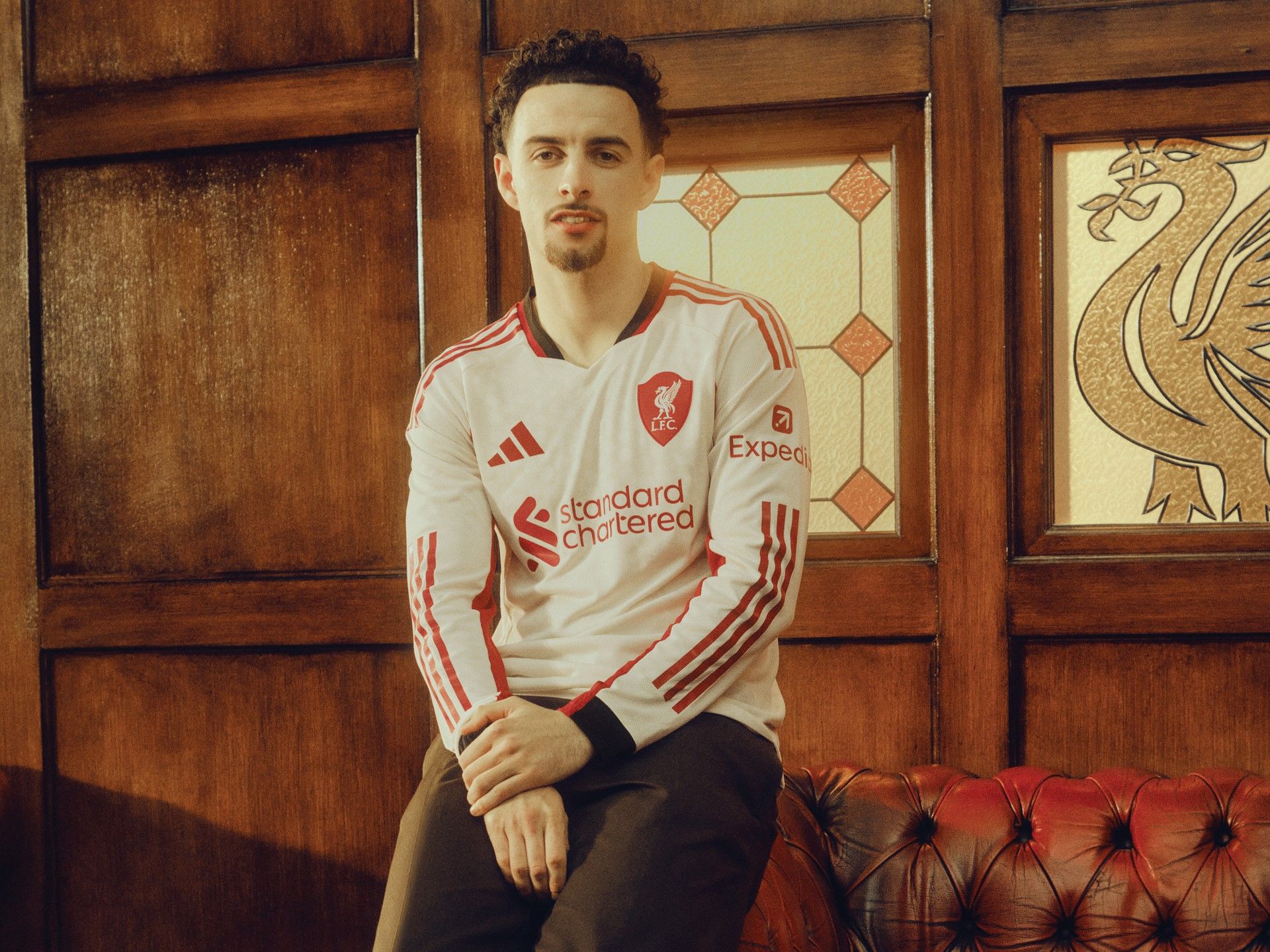 1920x1440 Liverpool FC Home and Away Jerseys