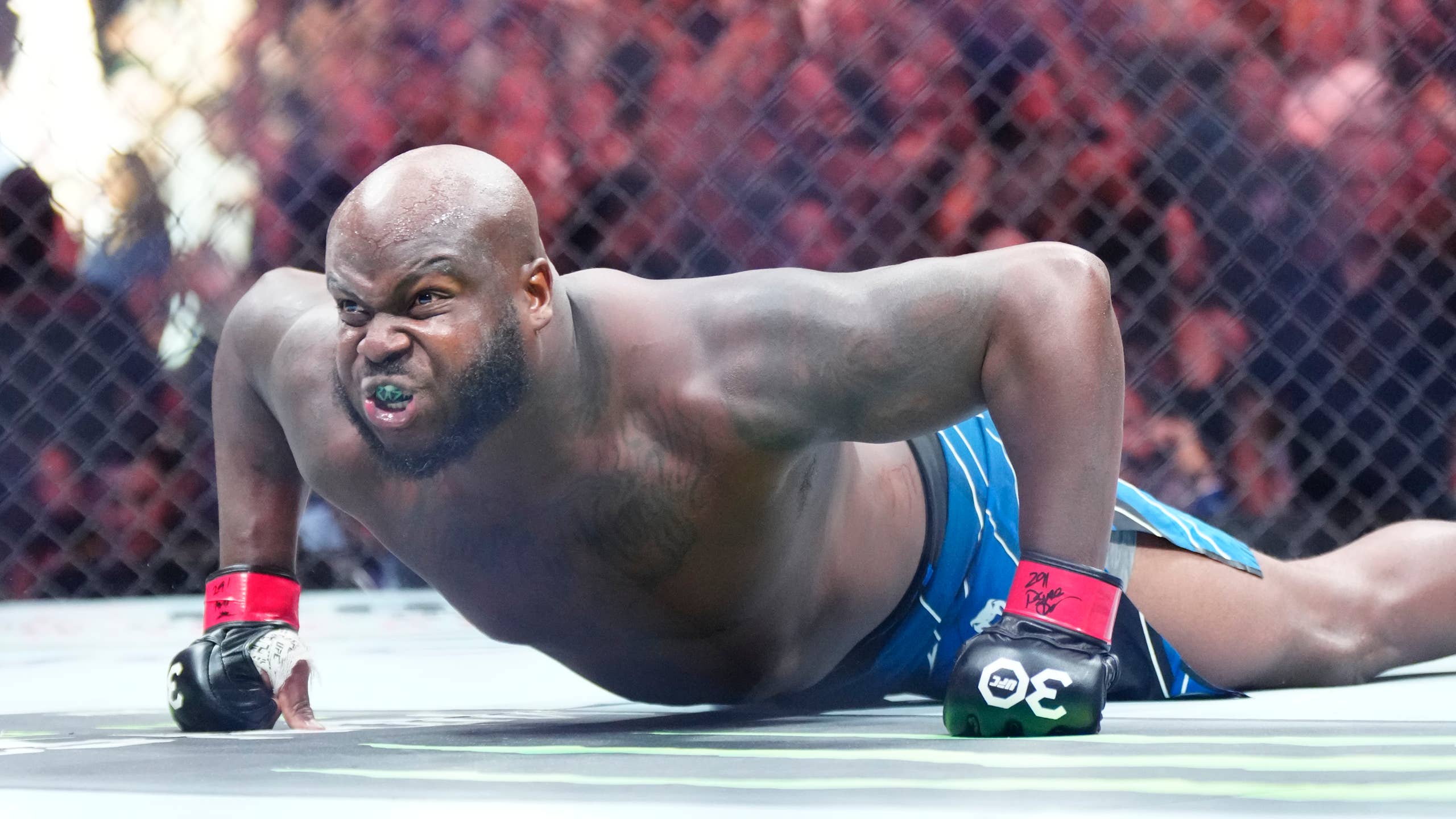 2560x1440 Derrick Lewis steps in on short notice to face Jailton Almeida