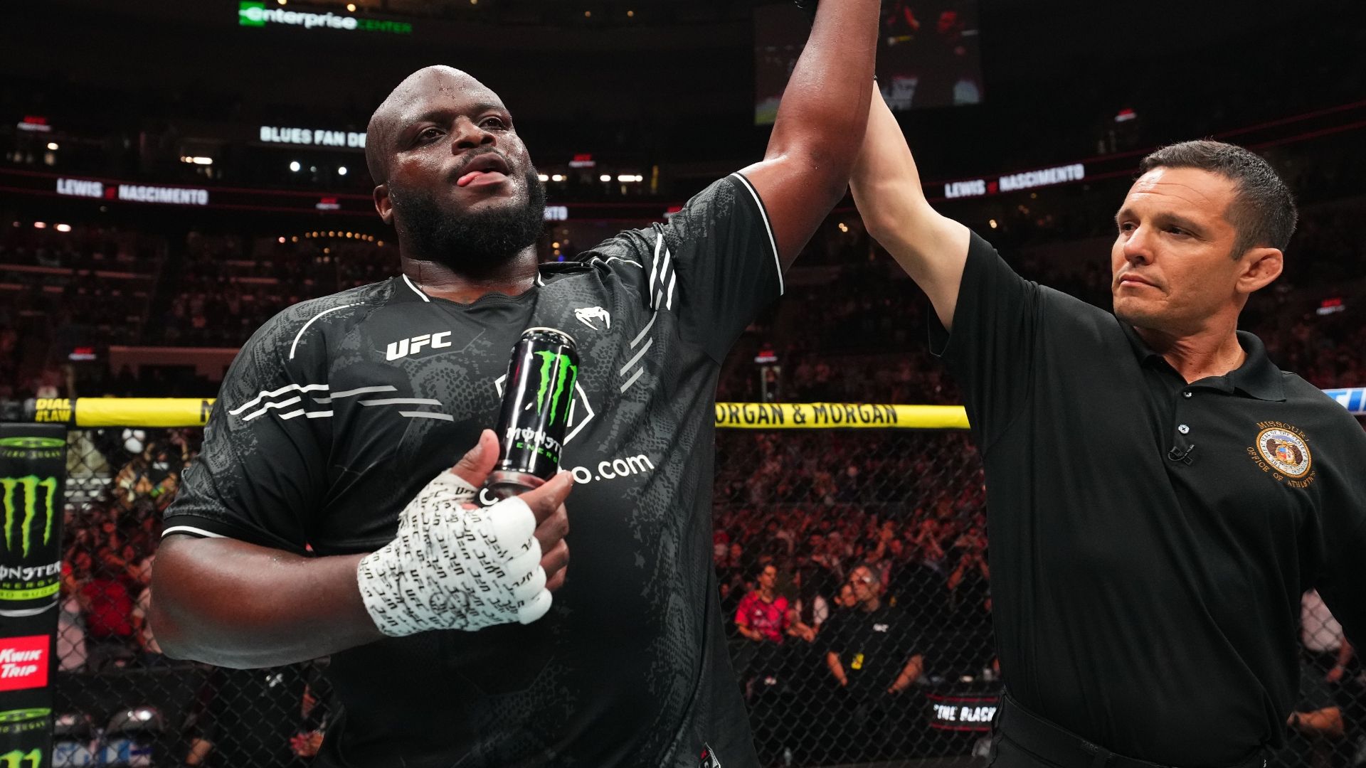 1920x1080 Derrick Lewis celebrates in hilarious fashion after TKO win in main event