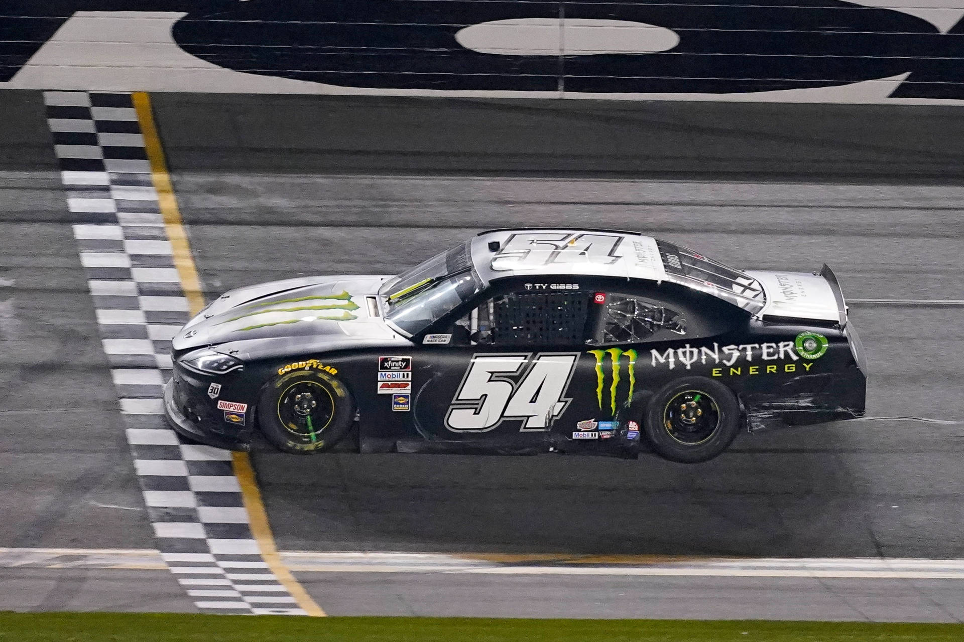 1920x1280 Download Ty Gibbs Crossing The Finish Line Wallpaper