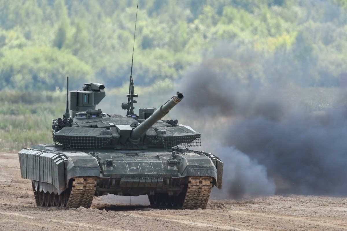 1200x800 Ukrainian FPV Drones Wipe Out Russia's Most Advanced T 90M Tank, Video
