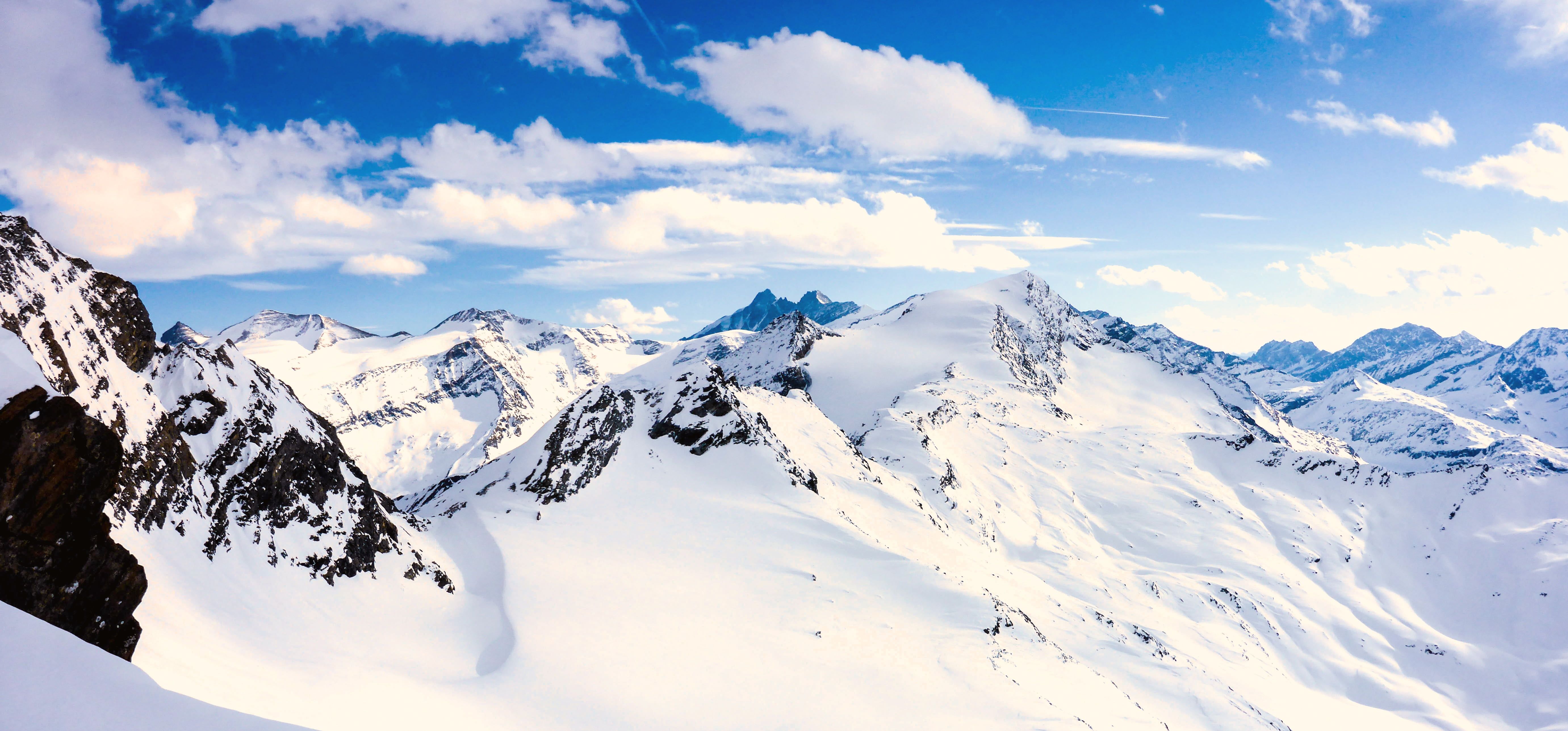 5523x2578 Royalty Free Photo: Brown Mountain Covered
