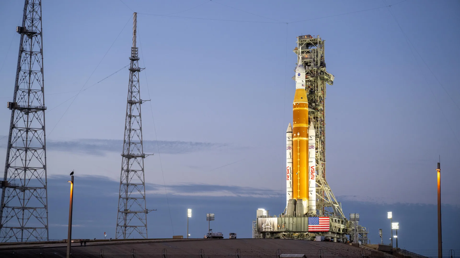 1920x1080 NASA's Artemis II reaches the launch pad and the countdown to the Moon begins