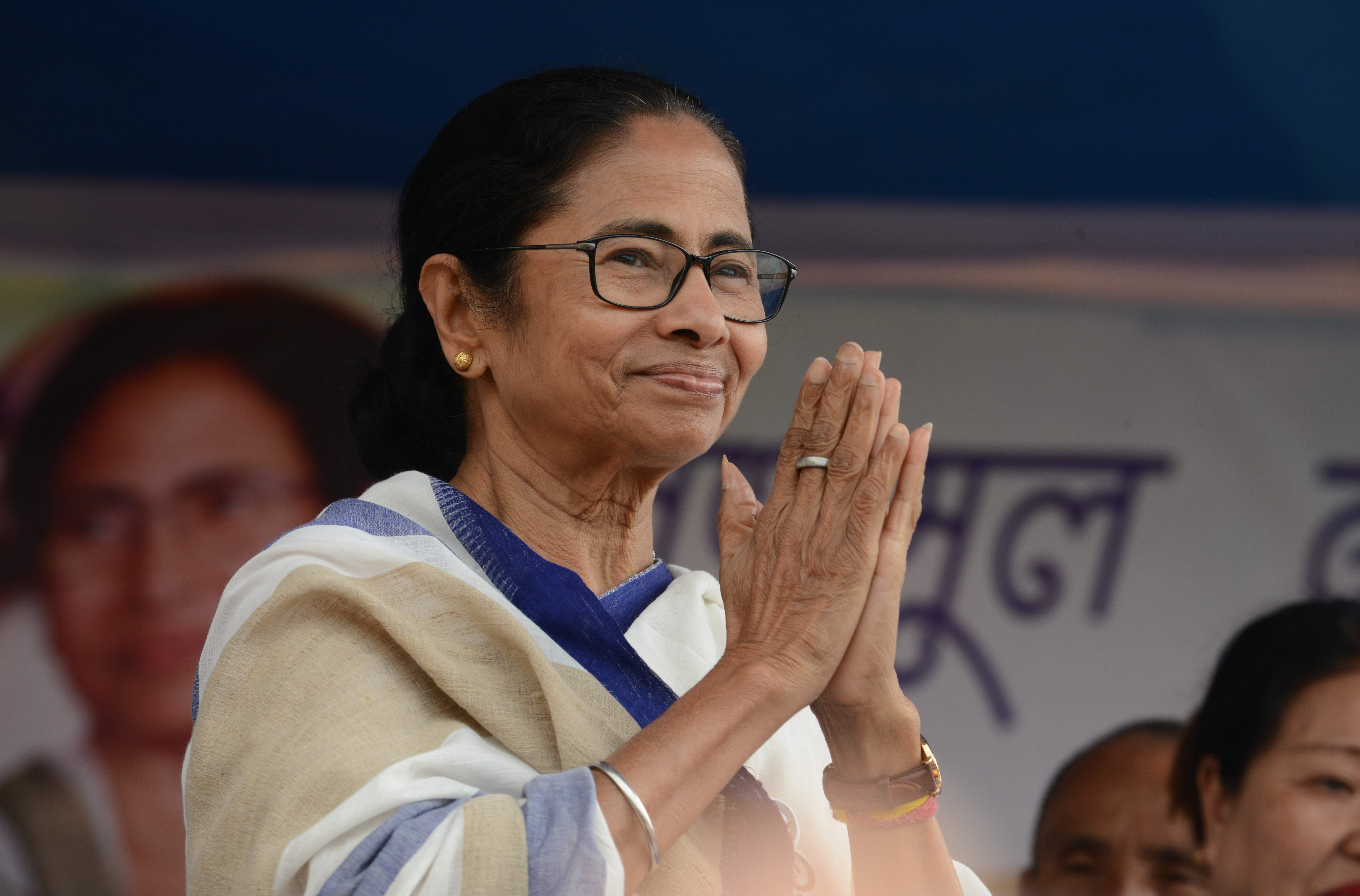 7218x4758 Mamata Banerjee to retain CM crown, sweeps Bhabanipur with record margin of 832 votes