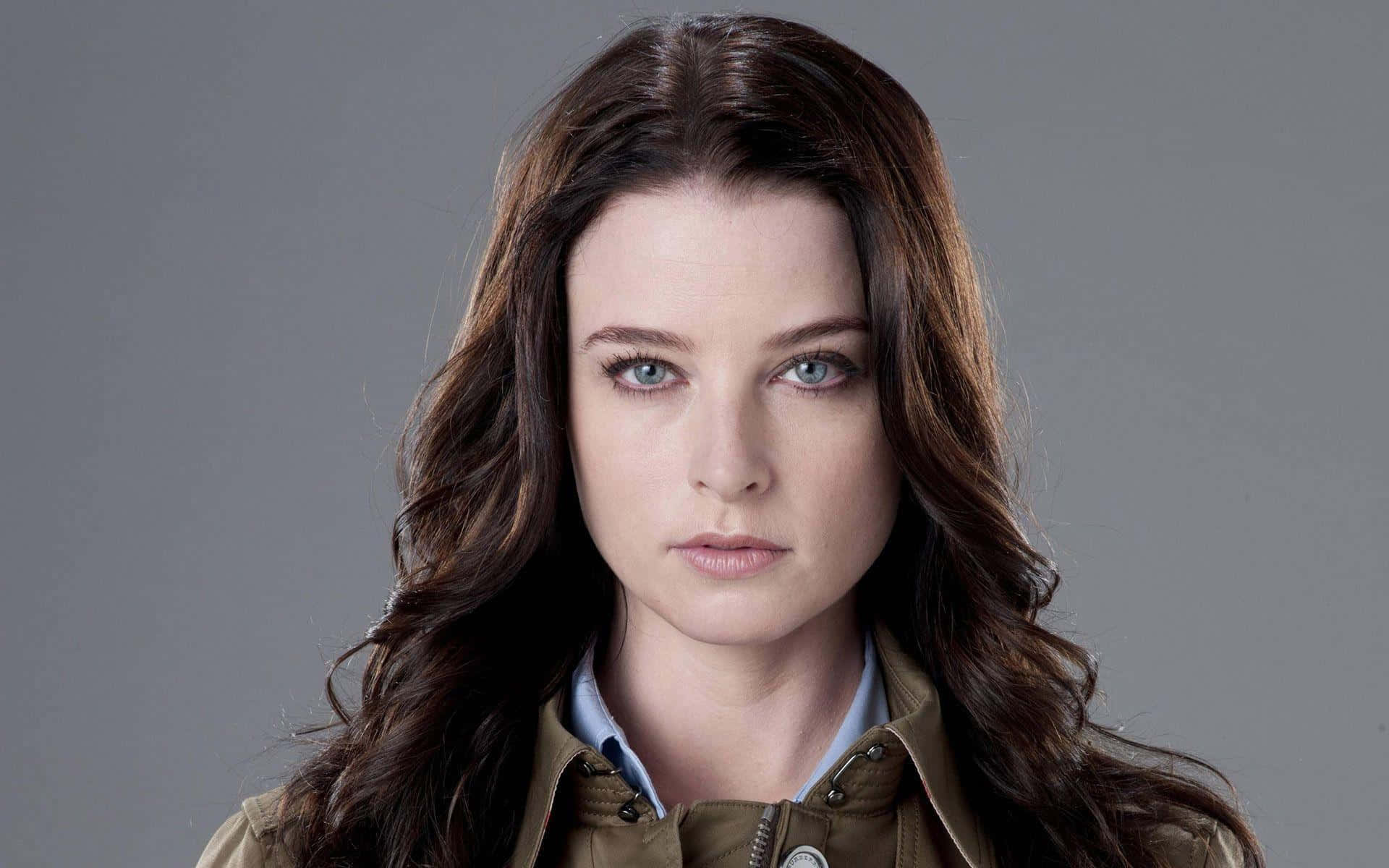 1920x1200 Download Radiant Rachel Nichols in a casual outfit Wallpaper