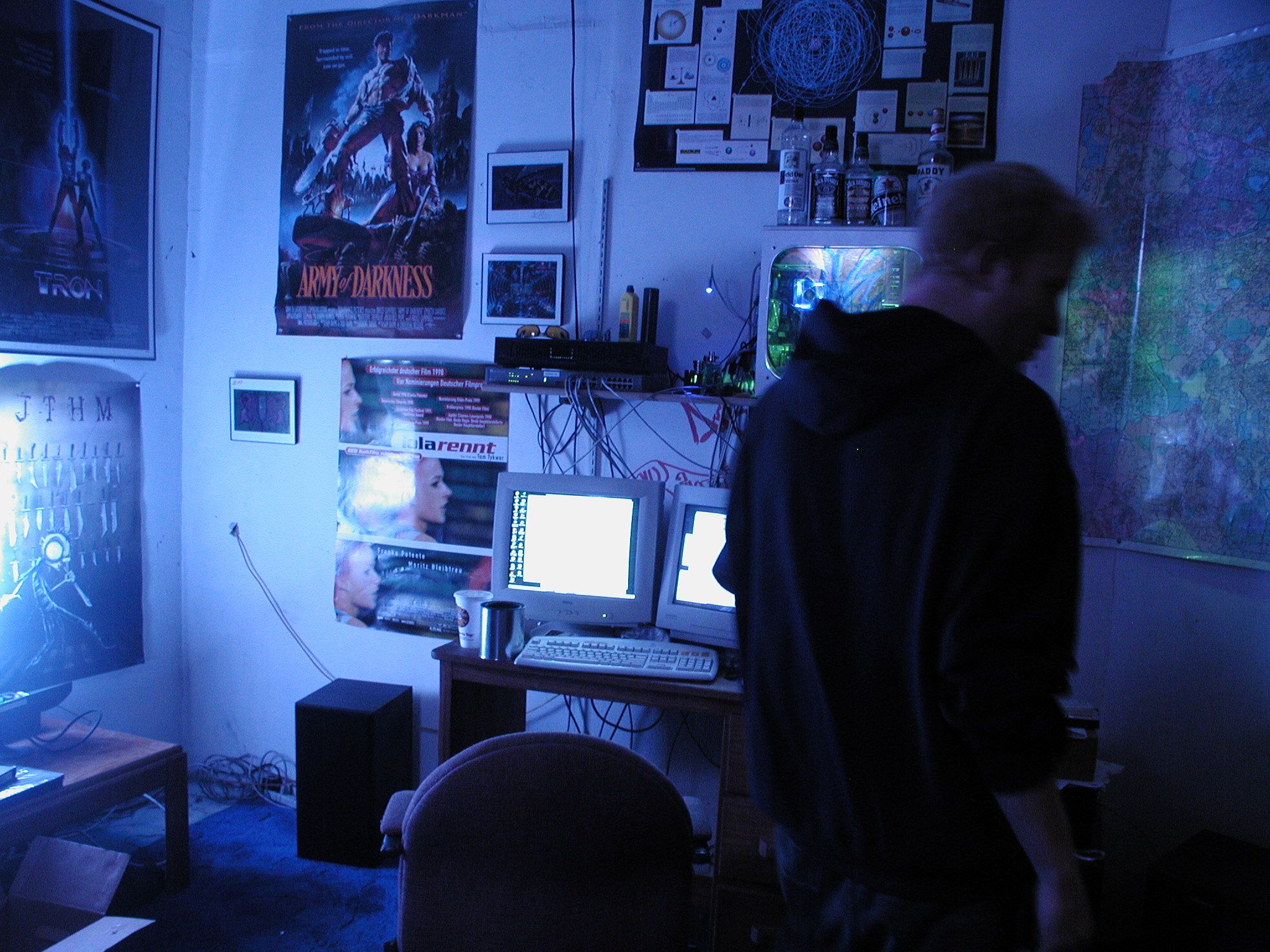 2048x1536 Al Sheedakim, Hacker and
