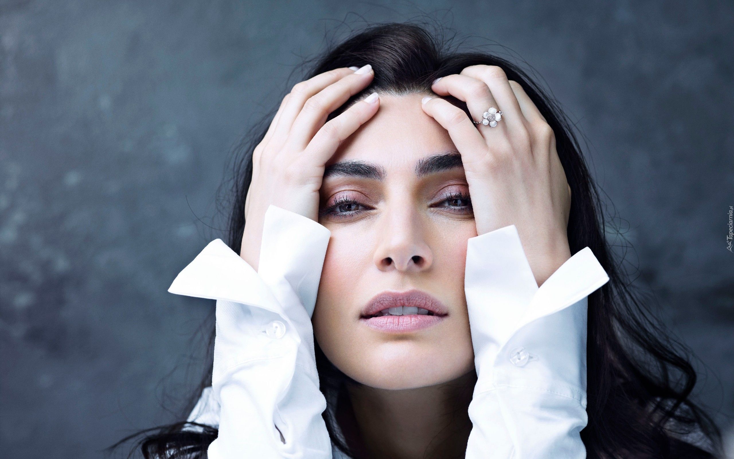 2560x1600 Caterina Murino