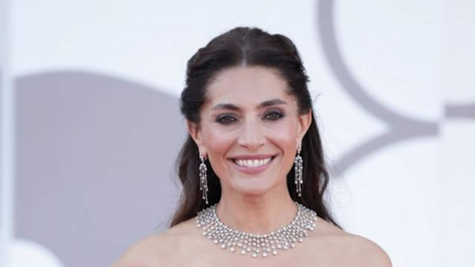 1600x900 Casino Royale actress Caterina Murino announces first pregnancy at calls it “a magical moment”