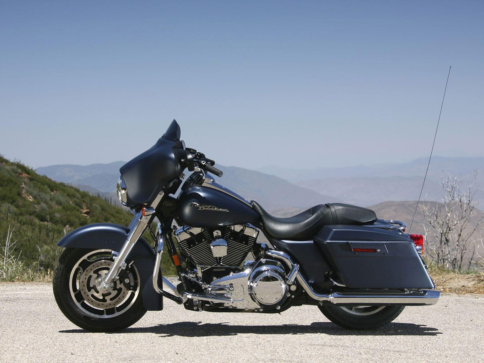 1600x1200 Art Of BigBike. Street glide