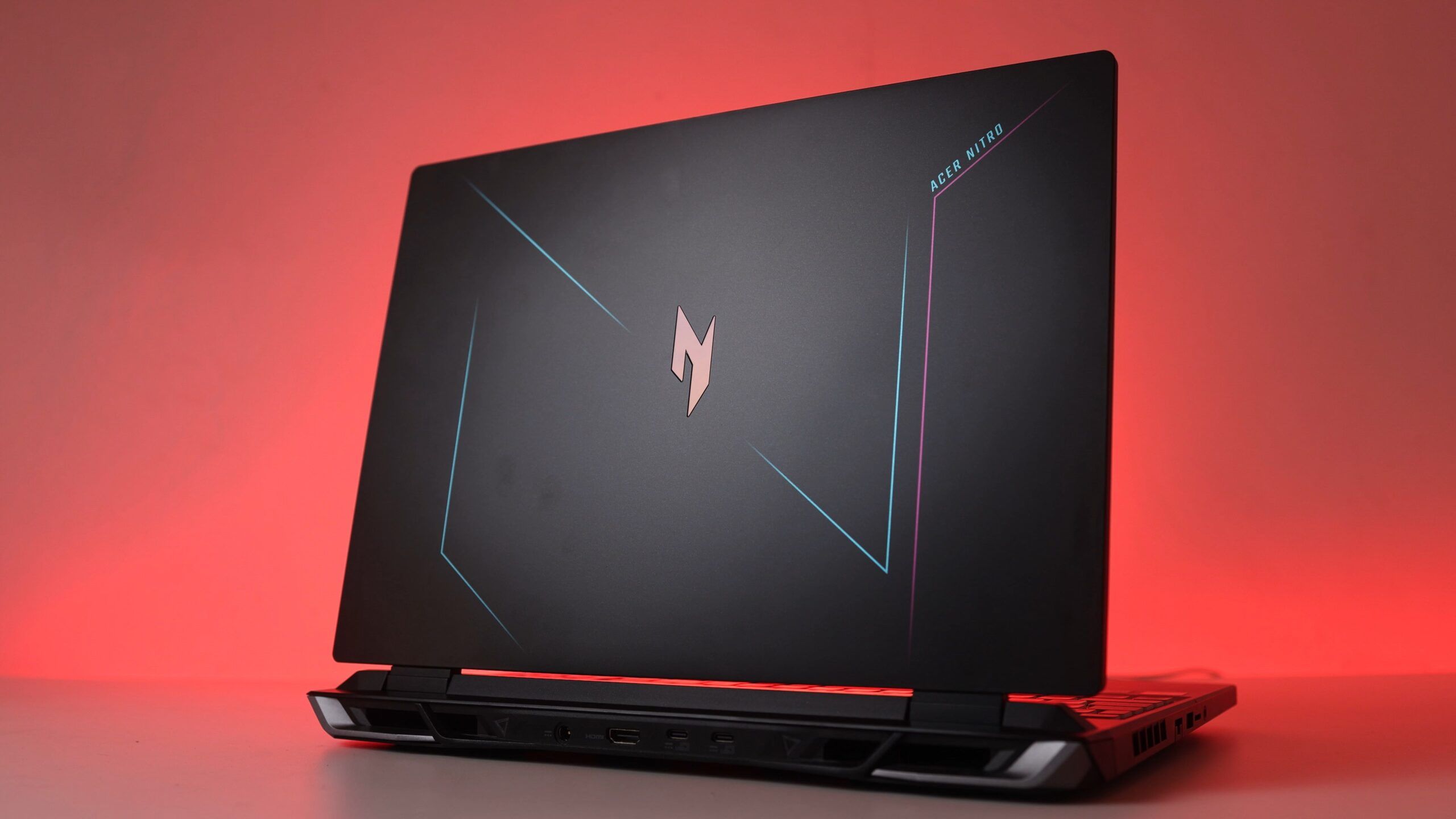 2560x1440 Acer Nitro 16 AMD Review