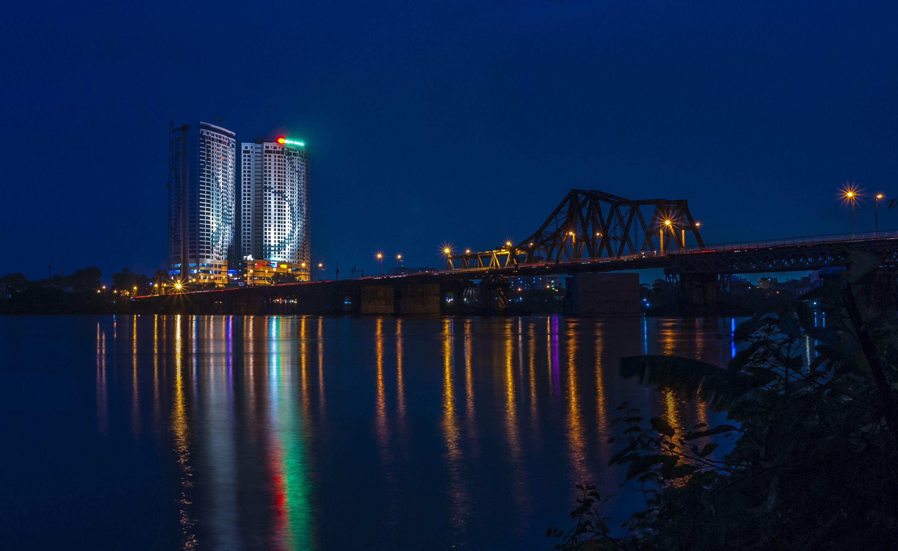 3000x1840 Wallpaper Vietnam Ha Noi Bridges Night Rivers Street 3000x1840