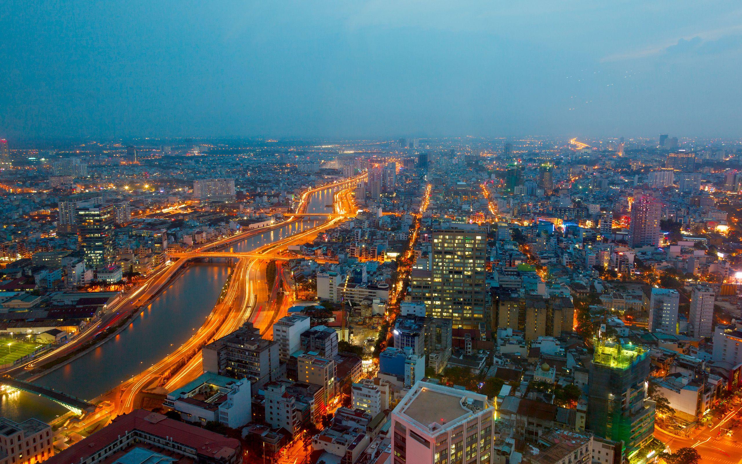 2560x1600 Ho Chi Minh City Wallpaper