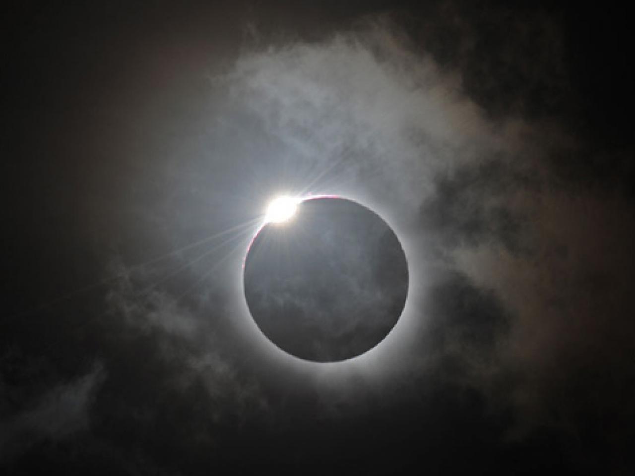 1280x960 Solar eclipse. SOLAR SYSTEM. Solar eclipse and Solar