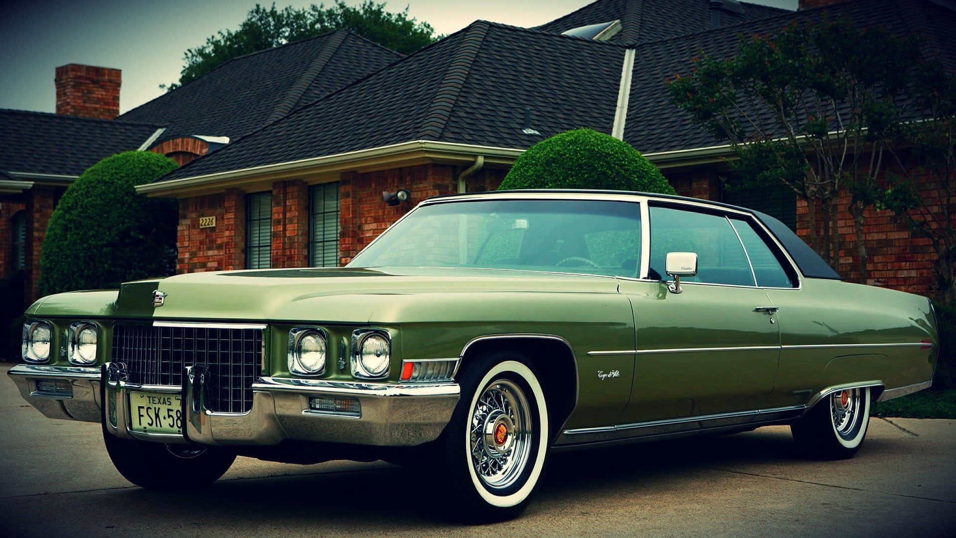 1920x1080 Download Classic Cadillac Deville in a Stunning View Wallpaper