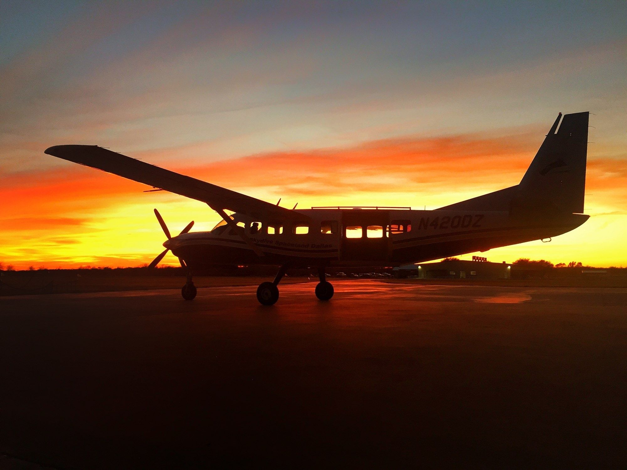 2000x1500 Cessna Caravan Wallpaper