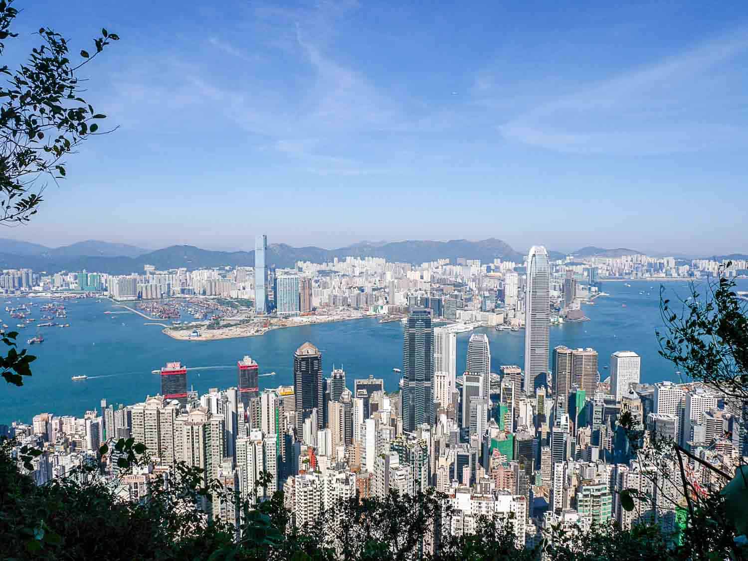 1500x1126 Escalators, Victoria Peak, Dance Mania, And A Light Show