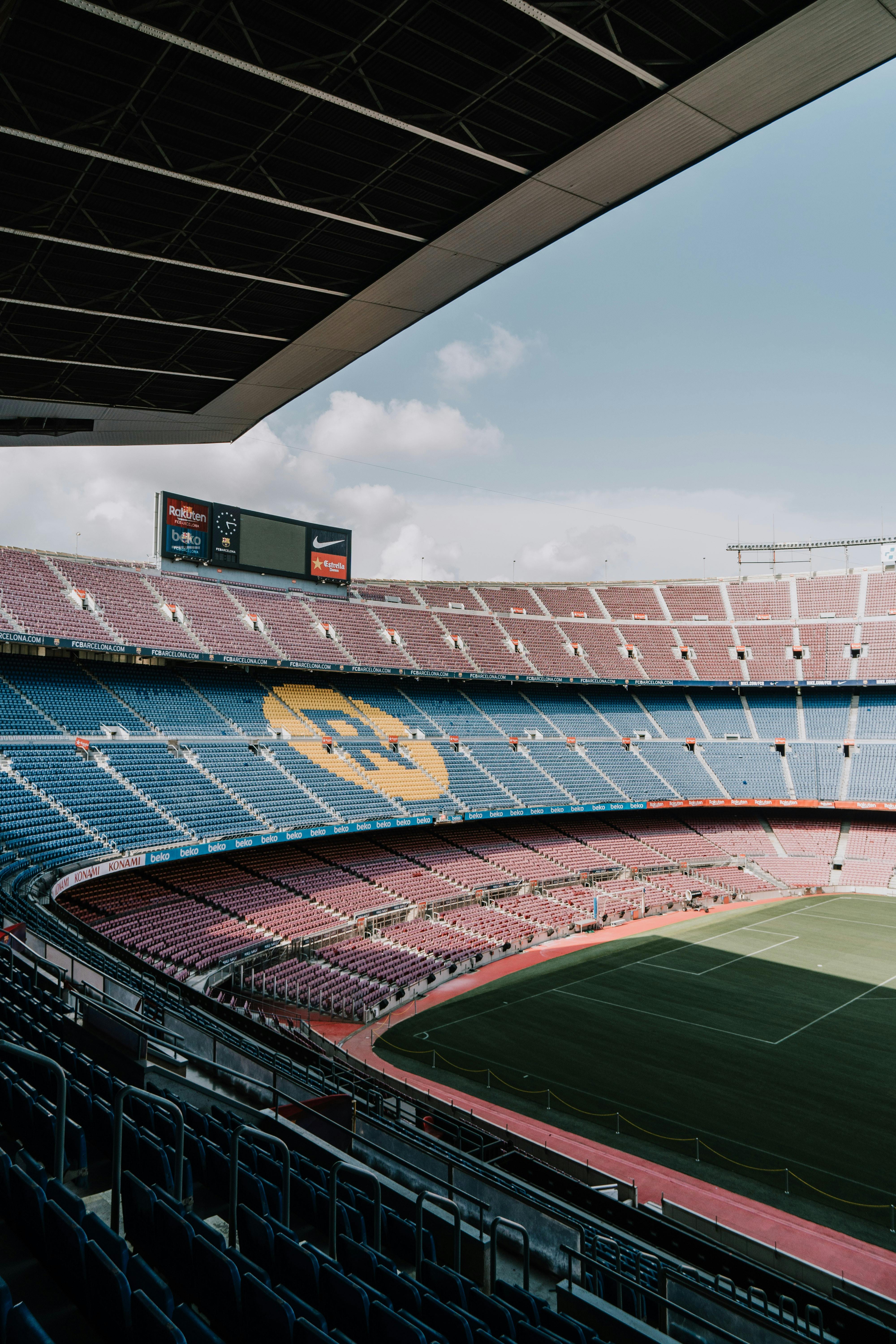 4000x6000 Camp Nou Stadium · Free