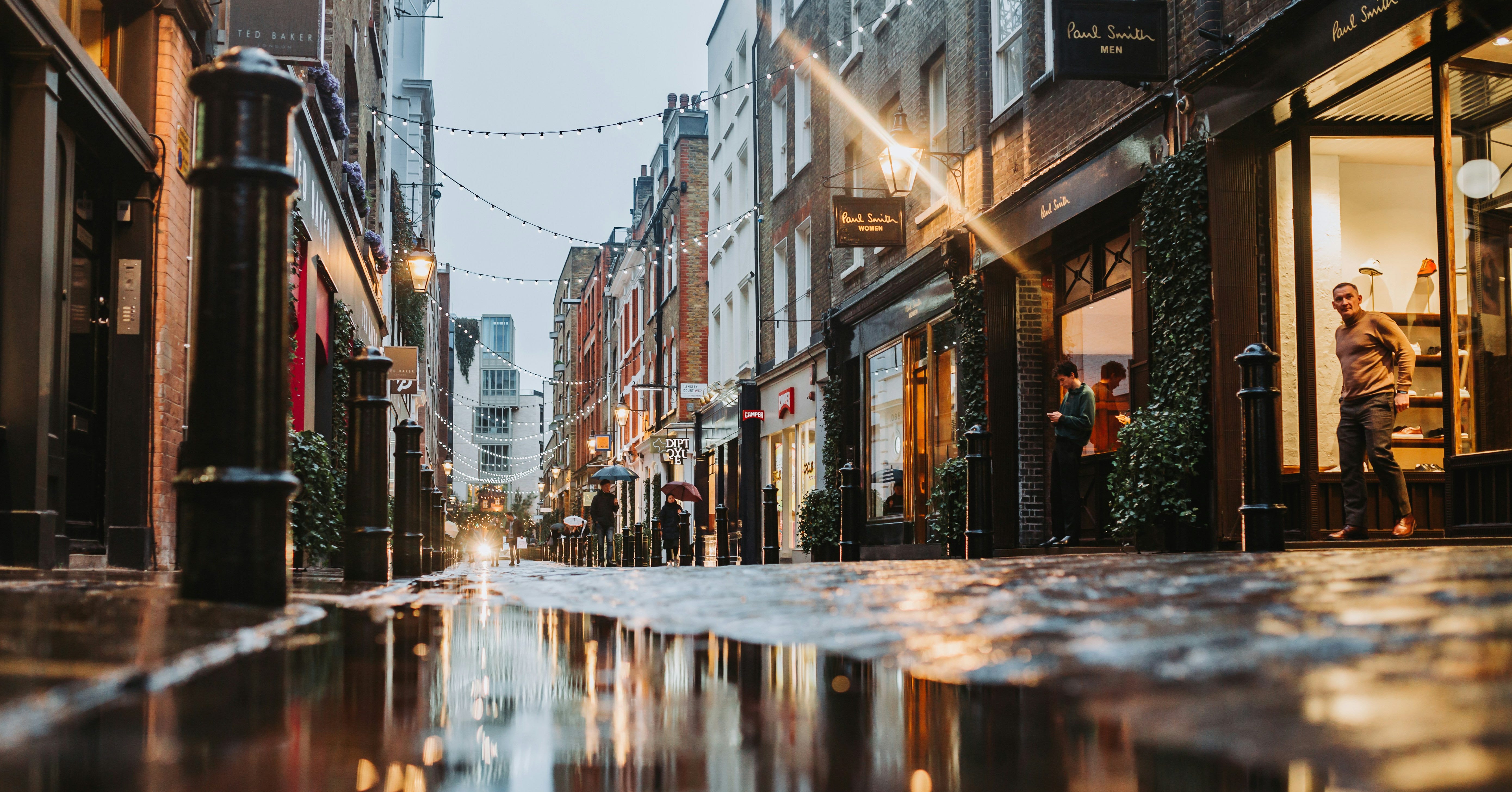 5560x2911 the completest guide to enjoying London i can write