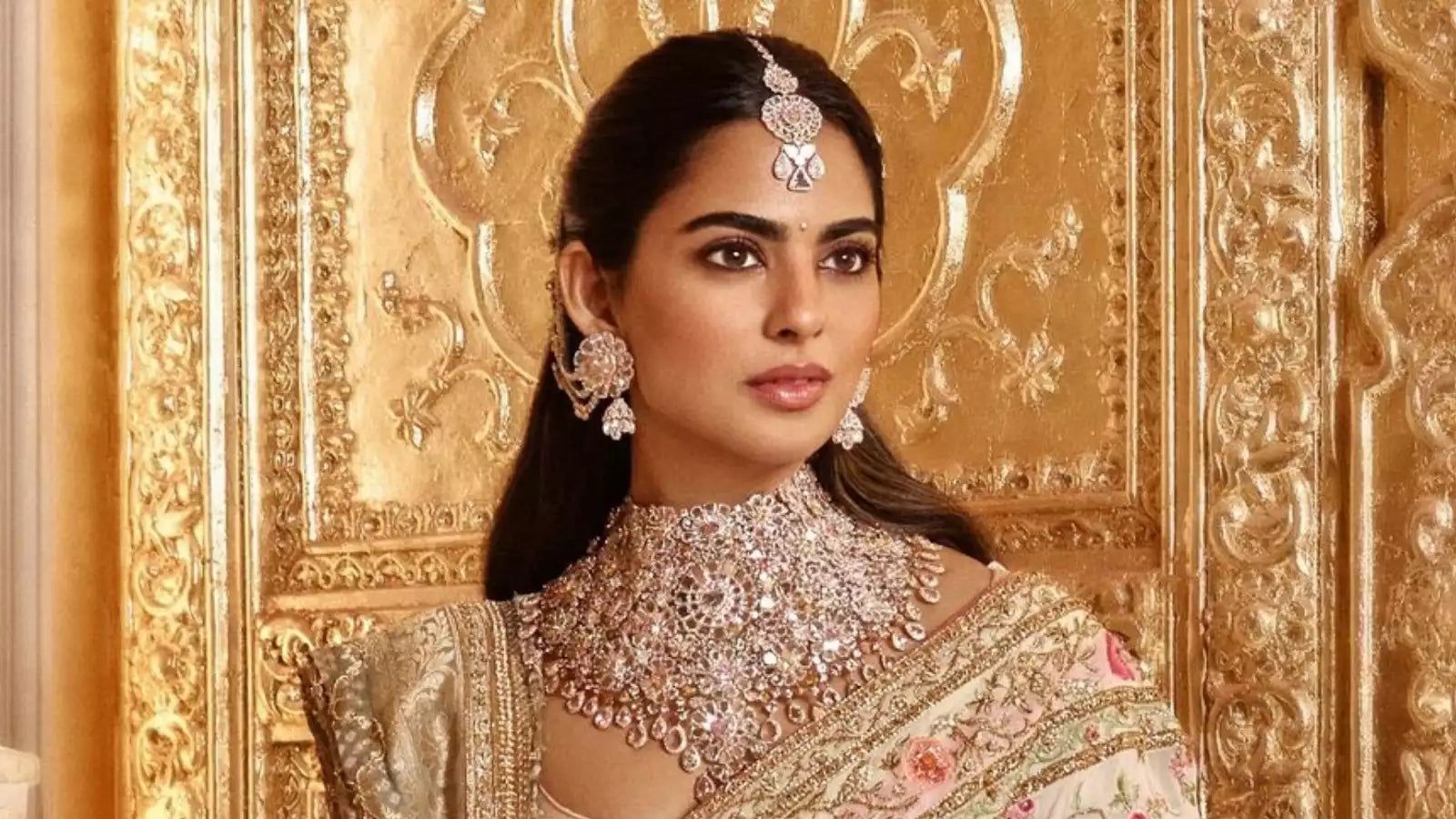 1600x900 Isha Ambani's 'rare' pink, blue, green and orange diamond necklace too