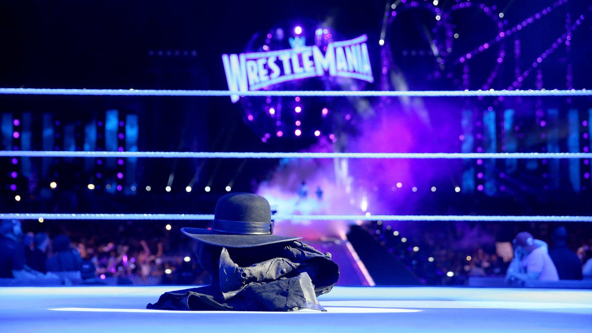 1920x1080 WrestleMania SPOILERS A great photo for a desktop wallpaper from the end last night's main event