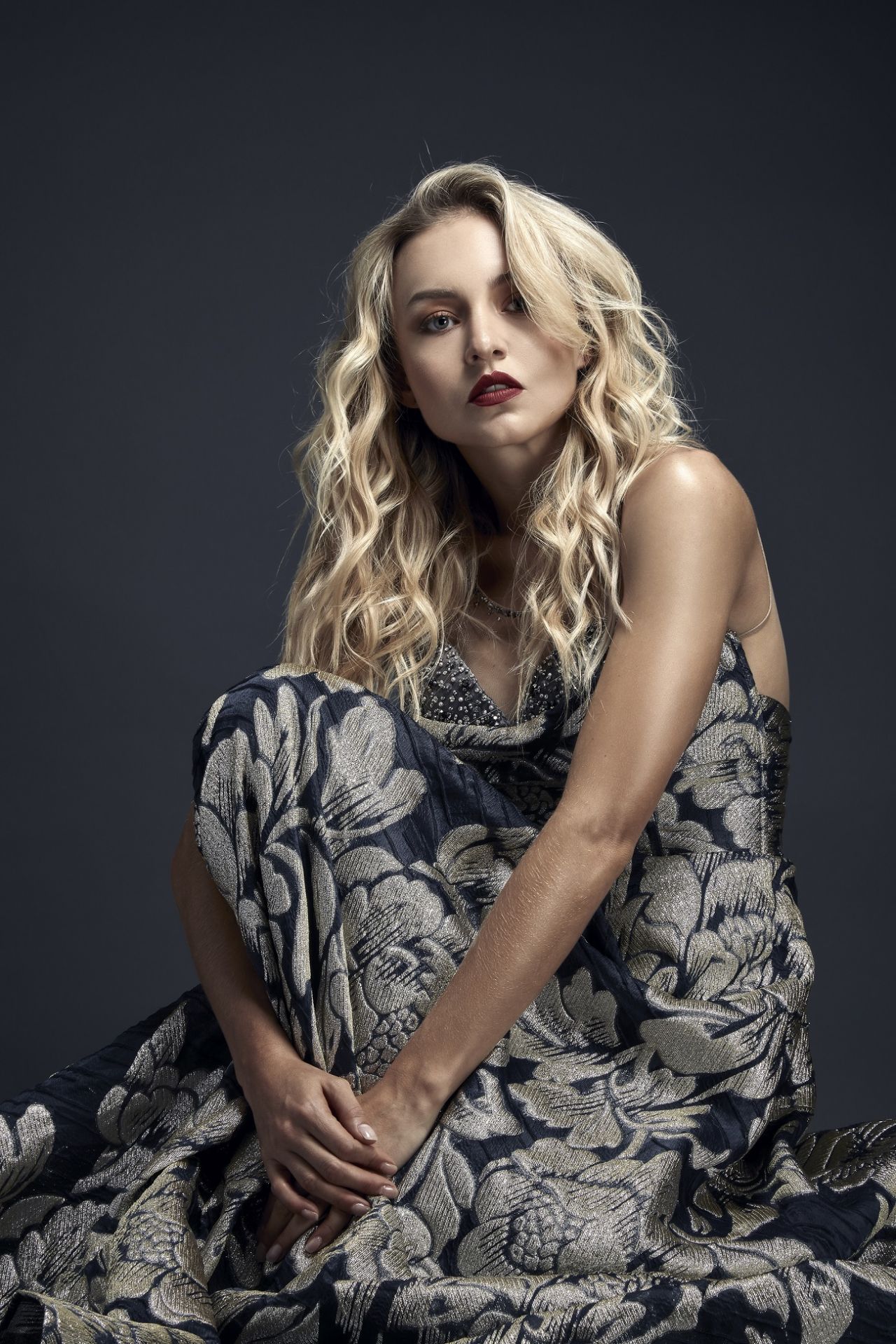 1280x1919 Angelique Boyer Outfits & Style Photo • CelebMafia
