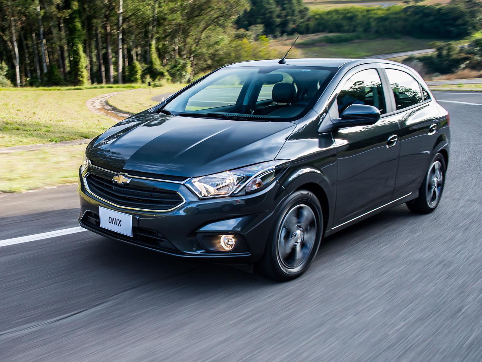 1600x1200 Chevrolet Onix Wallpaper