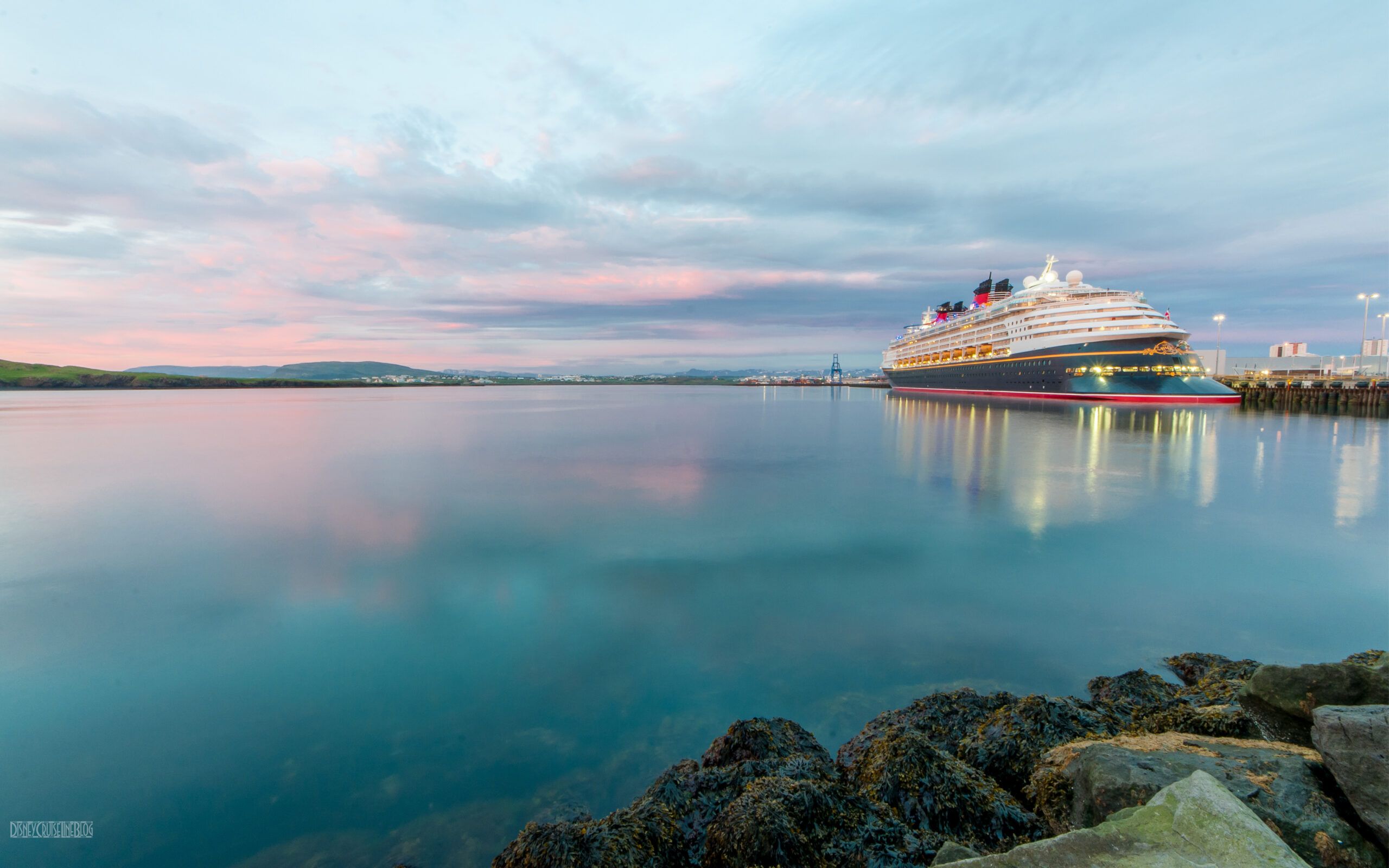 2560x1600 August 2022 Disney Magic in Reykjavik, Iceland Desktop Wallpaper • The Disney Cruise Line Blog