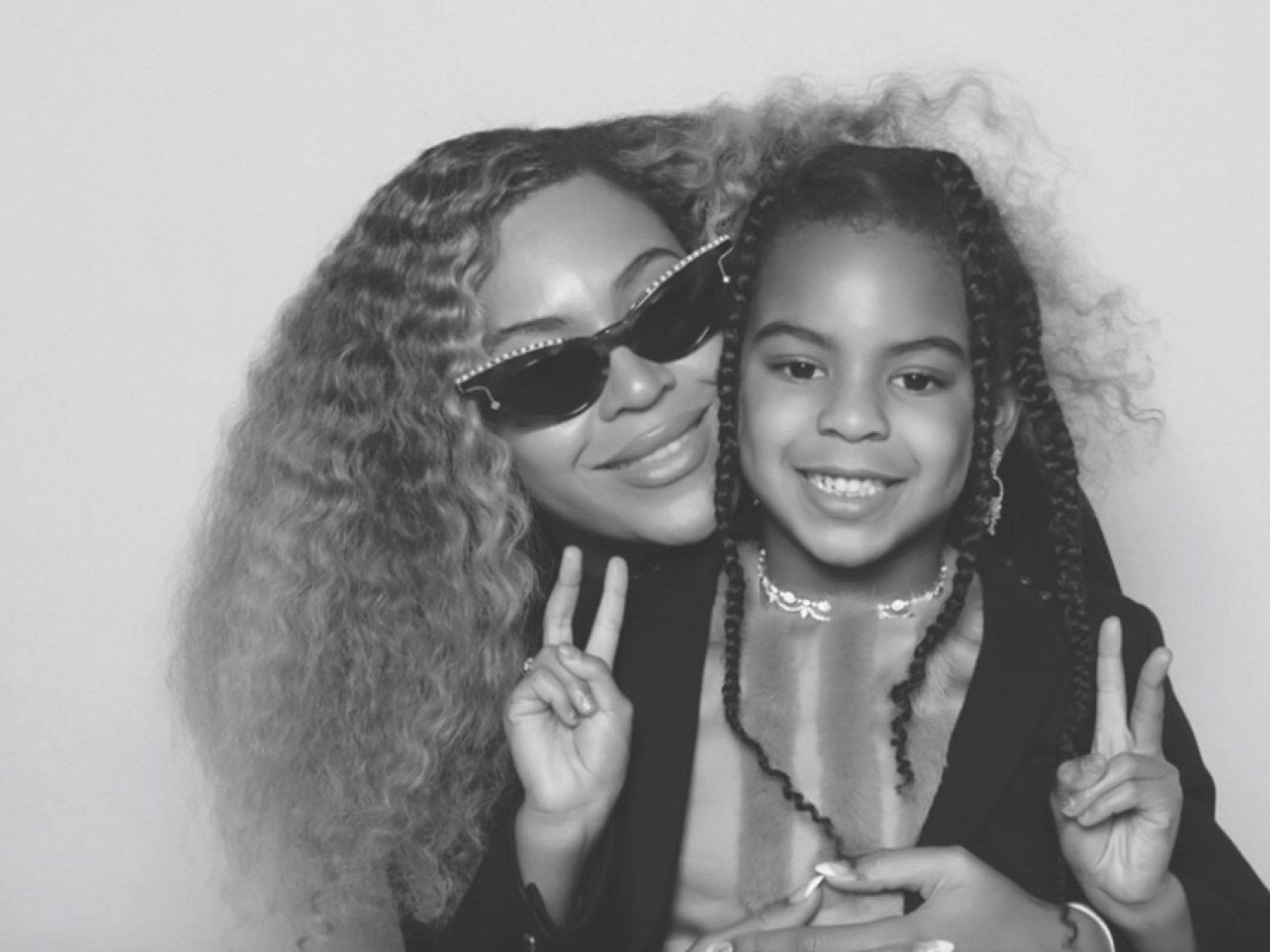 1600x1200 Beyonce's daughter Blue Ivy looks like Disney princess in new trailer for 'Black Is King'